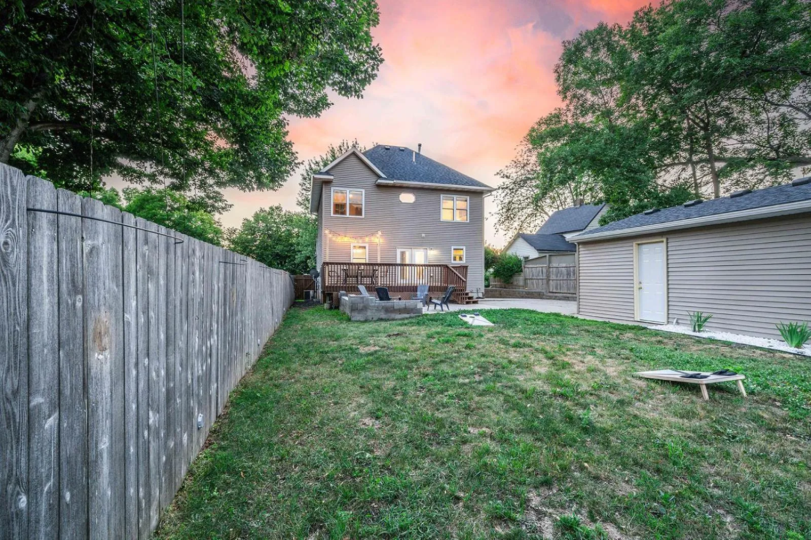 Property building in Grand Palace