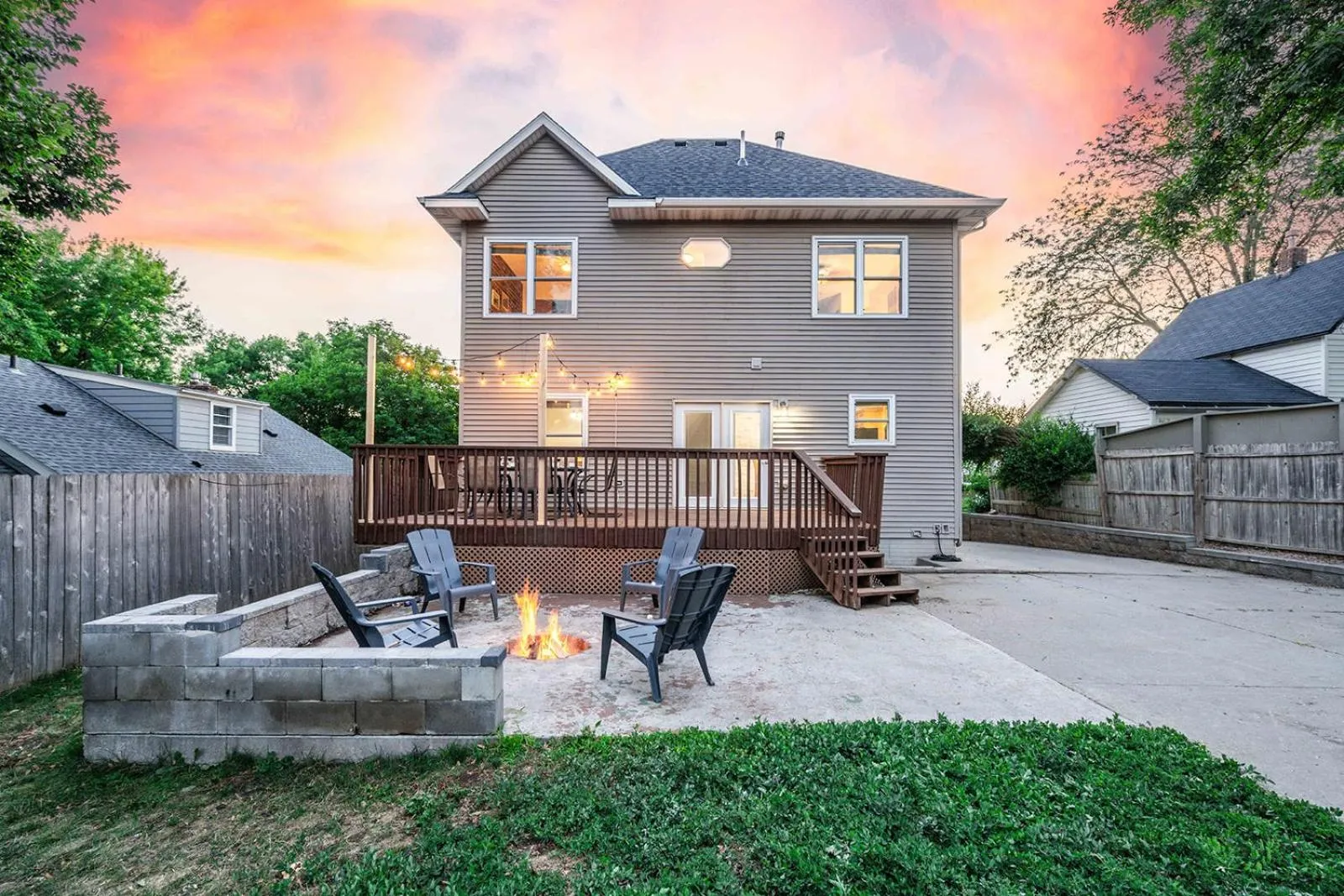 Property building in Grand Palace