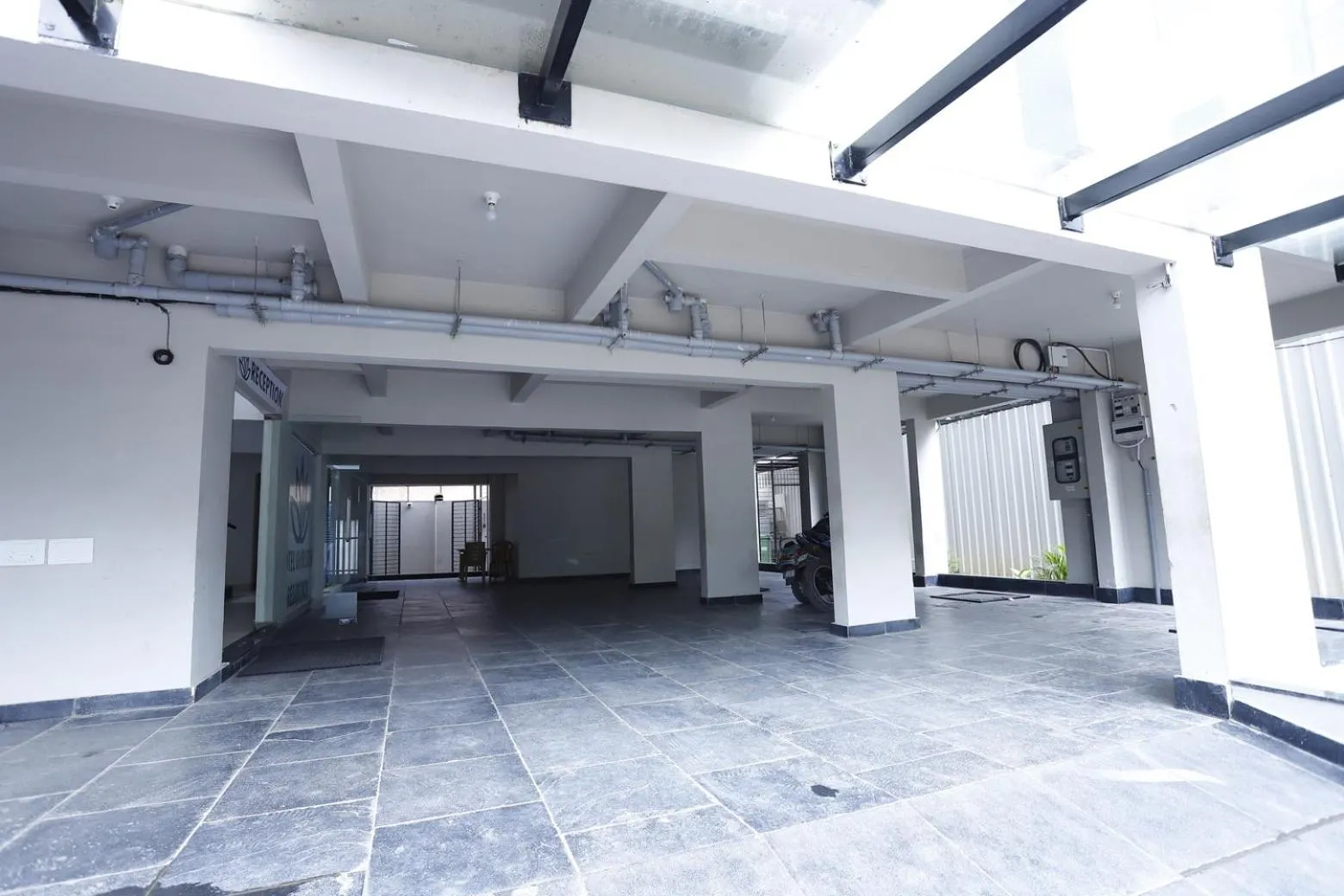 Facade/entrance in Hotel Gurudev Residency