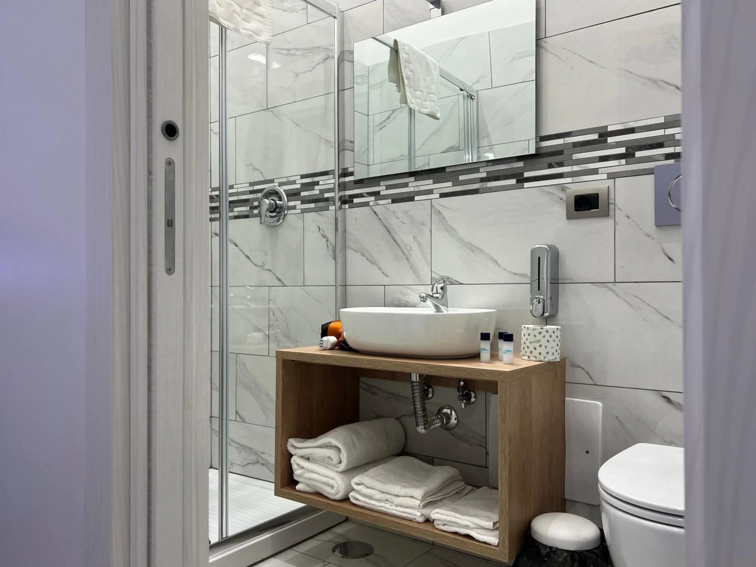 Bathroom in Napoli Forever