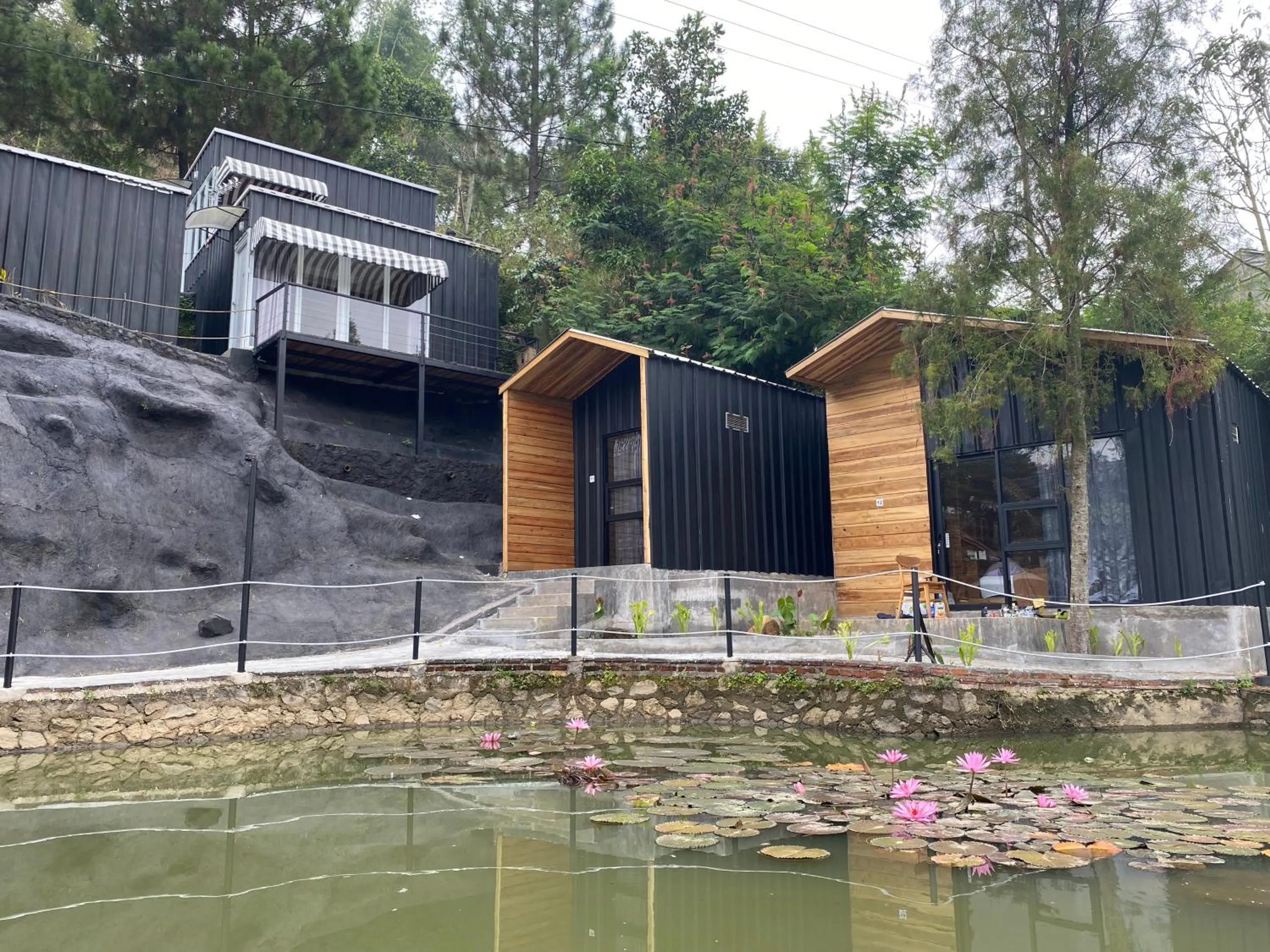 Property building in Shine River