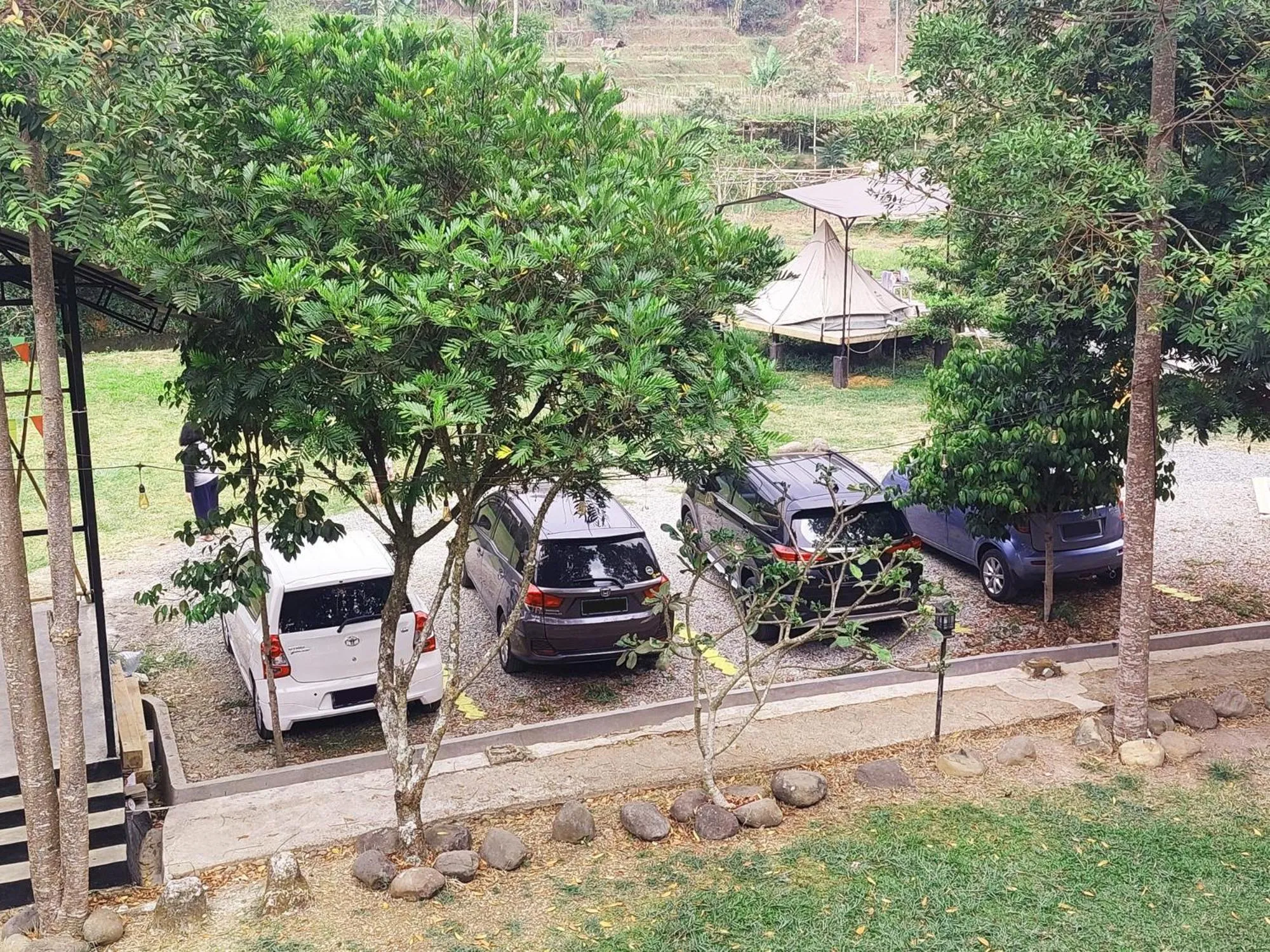 Parking in Shine River