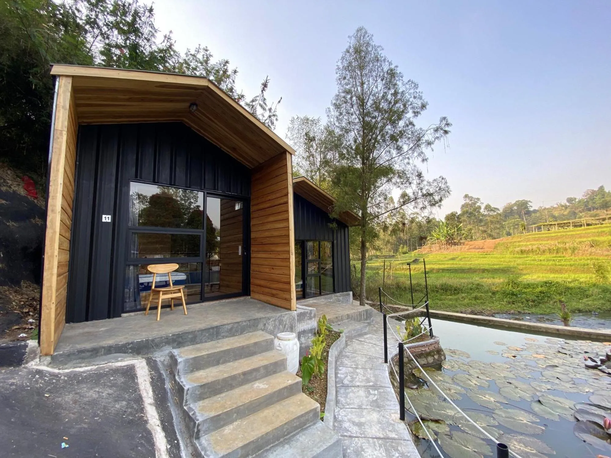 Property building in Shine River