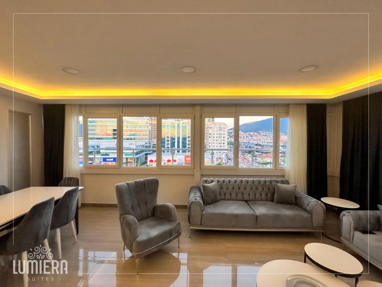 Living room in Lumiera Suites Hotel
