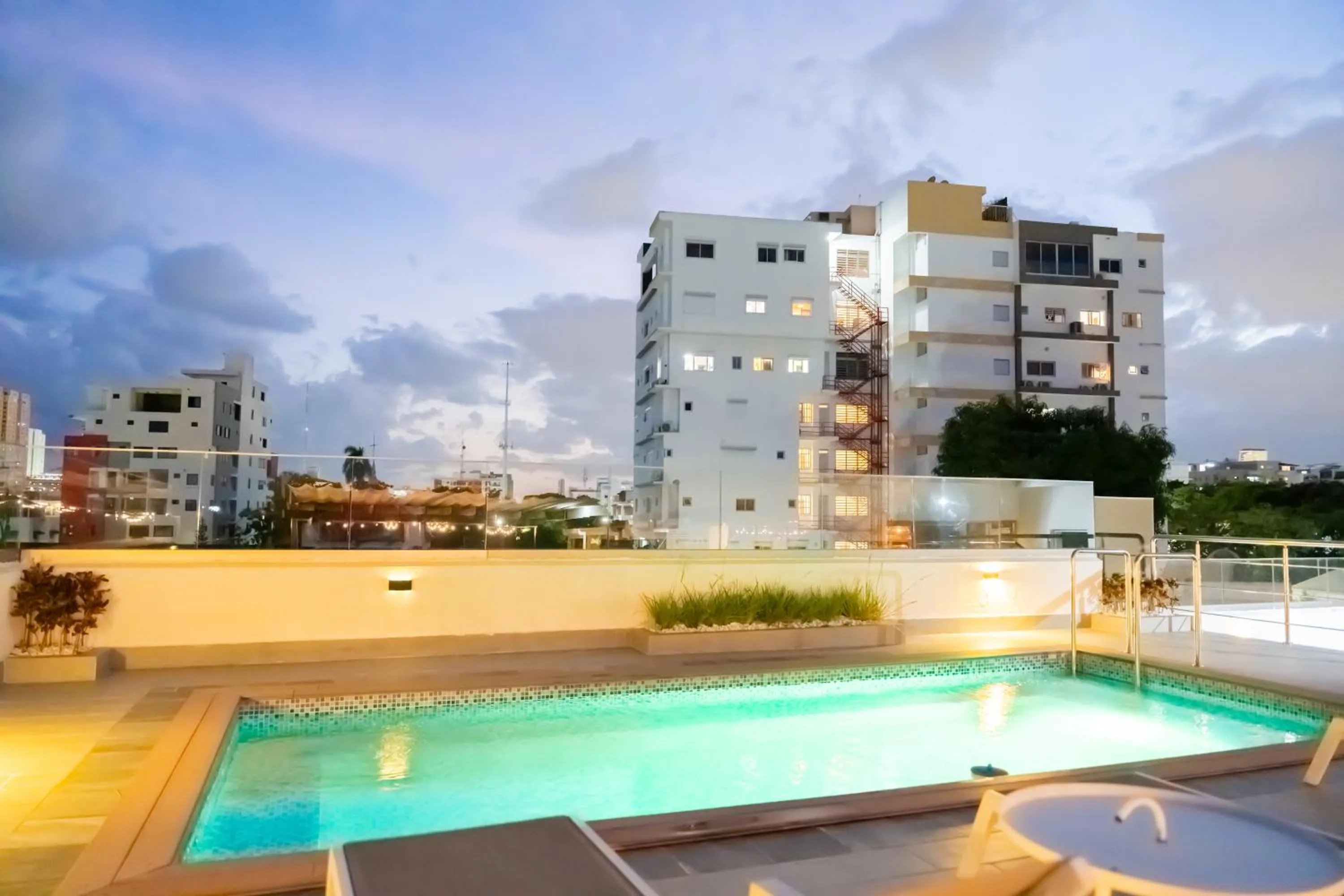 Swimming pool in Hotel Stay Here Suites