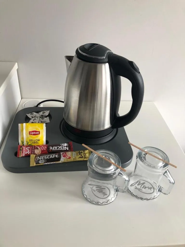 Coffee/tea facilities in Mira Hotel Antalya
