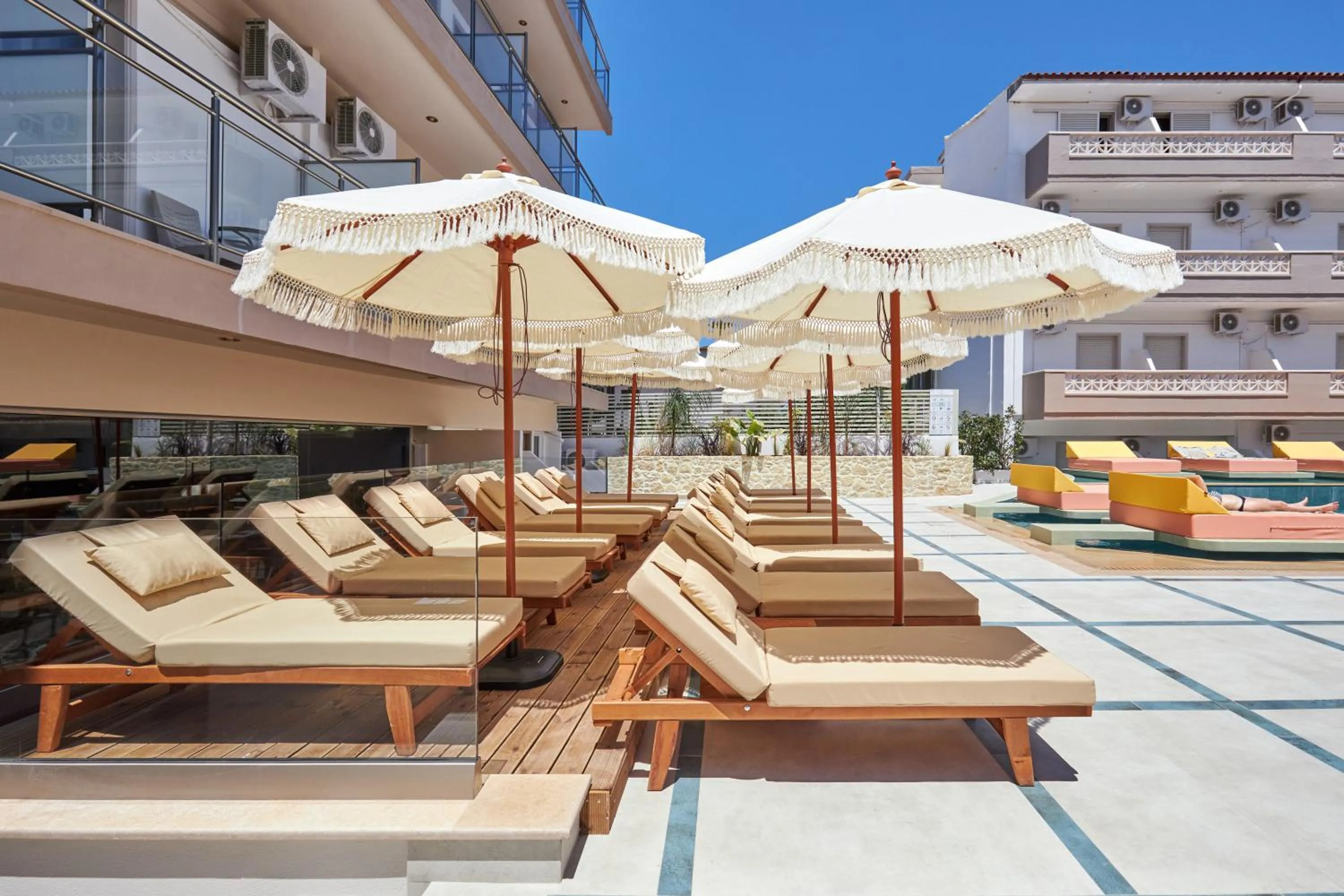 Swimming pool in Asana Hotel