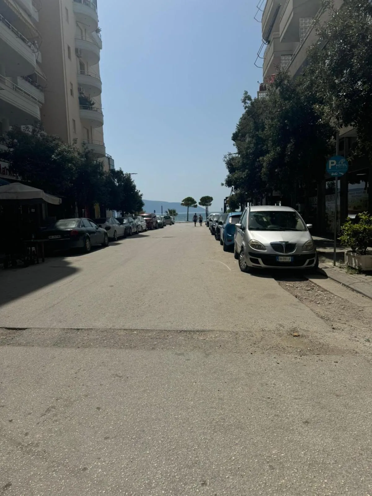 Parking in Hotel Adore