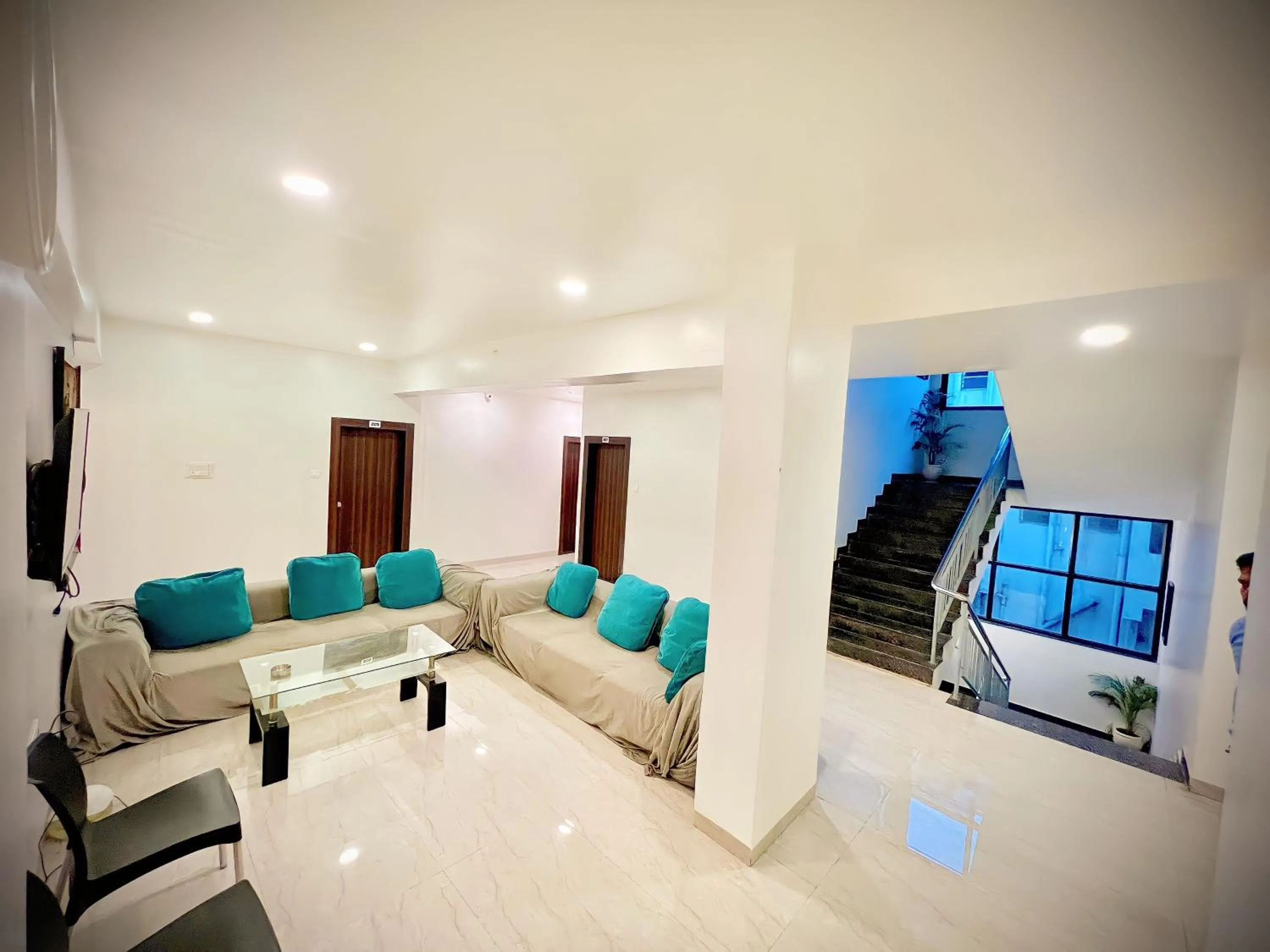 Living room in Hotel Rahul Regency, Aurangabad
