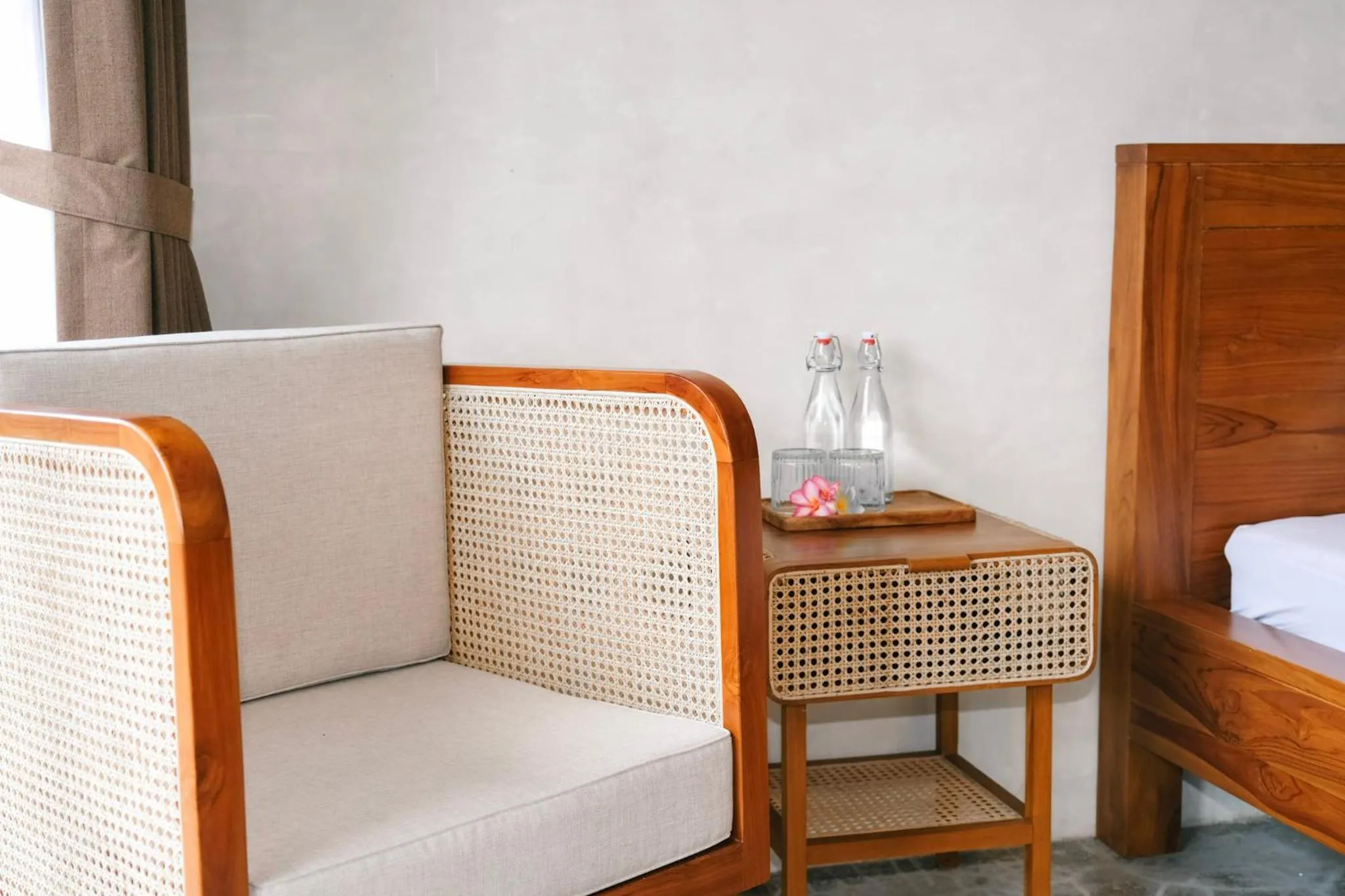 Living room, Bed in Kala Surf Camp