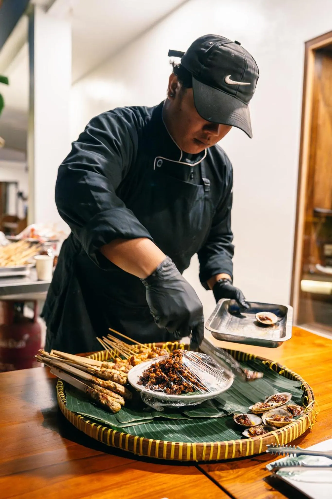 Evening entertainment in Kala Surf Camp
