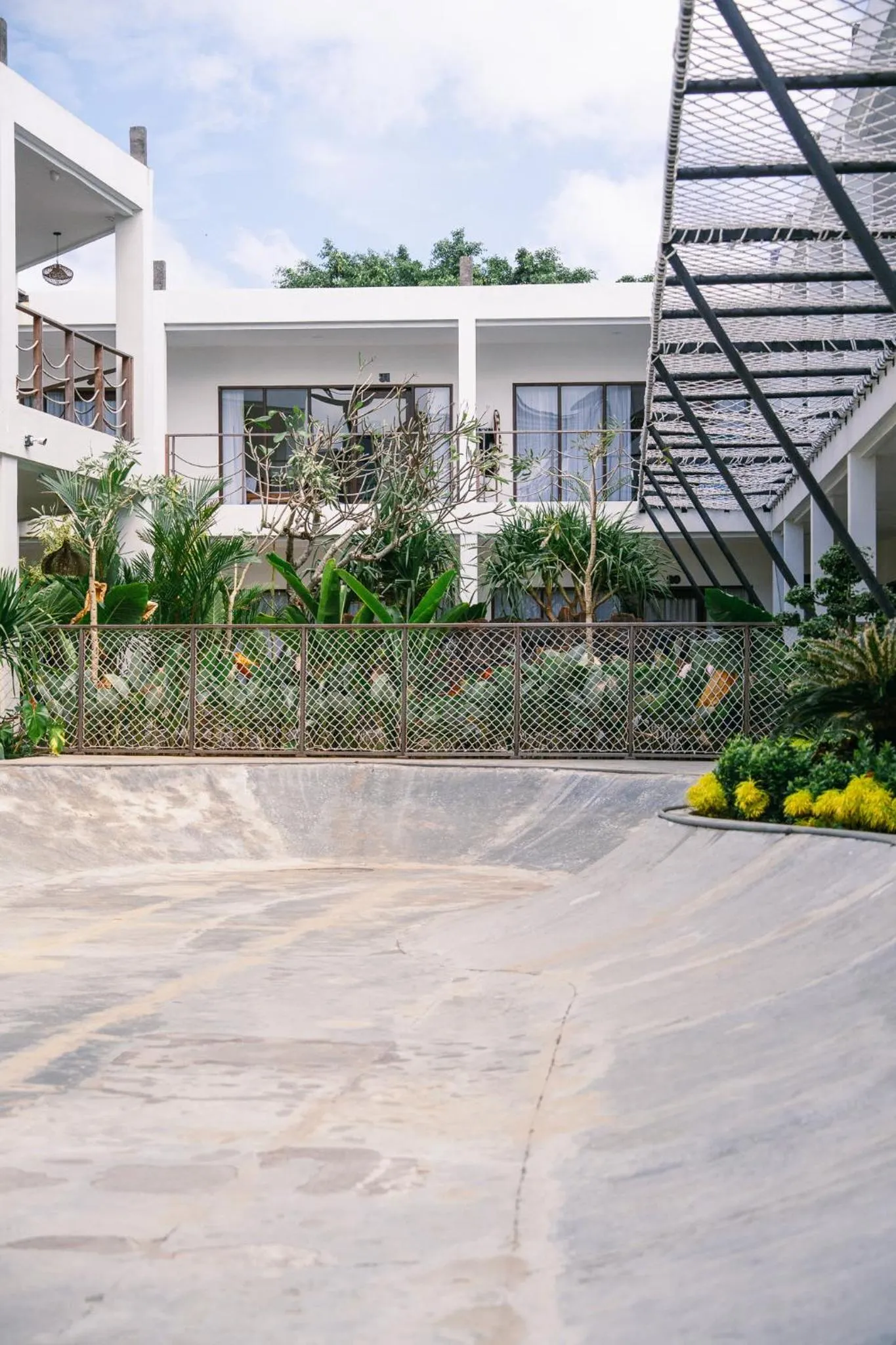 Property building in Kala Surf Camp