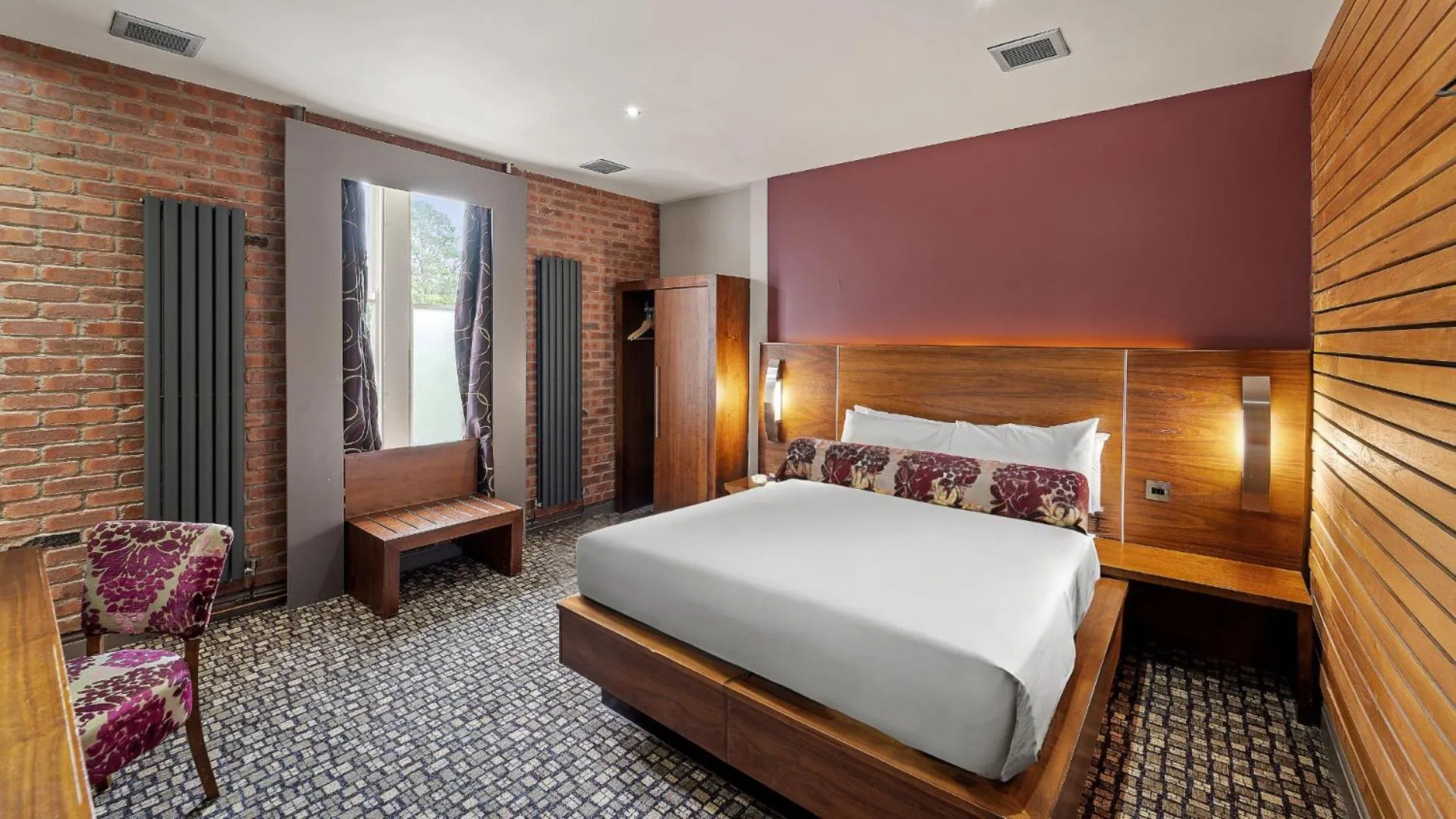 Bedroom, Bed in The Rutland Hotel