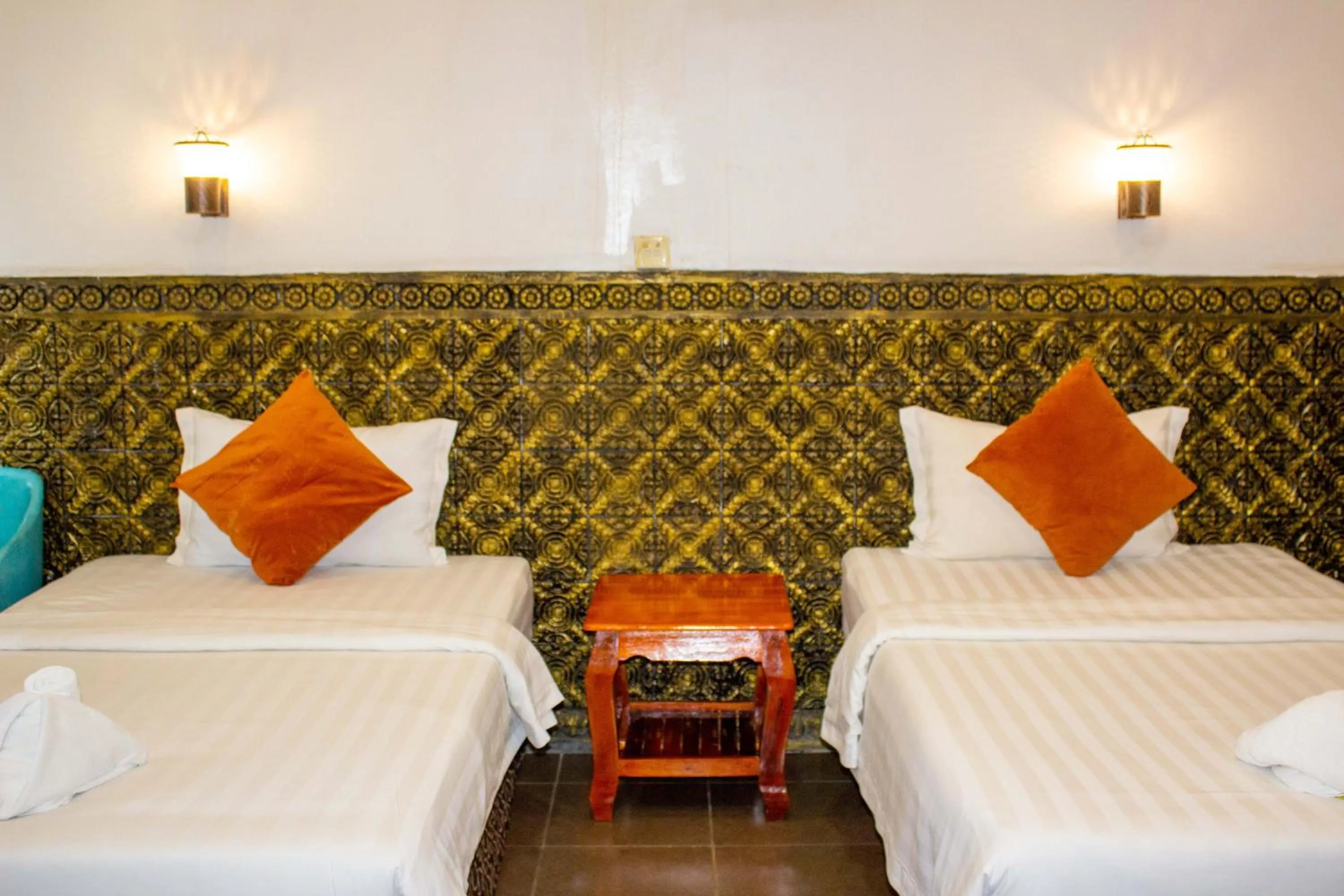 Bedroom in Le Hotel Hotel Phnom Penh