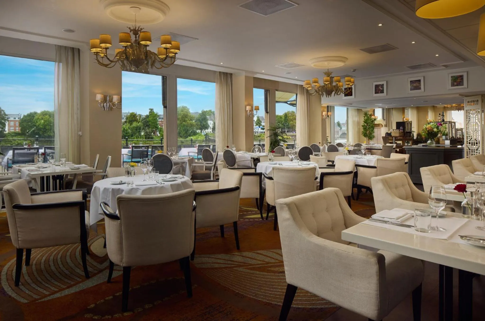 Restaurant/places to eat in Crowne Plaza Maastricht by IHG