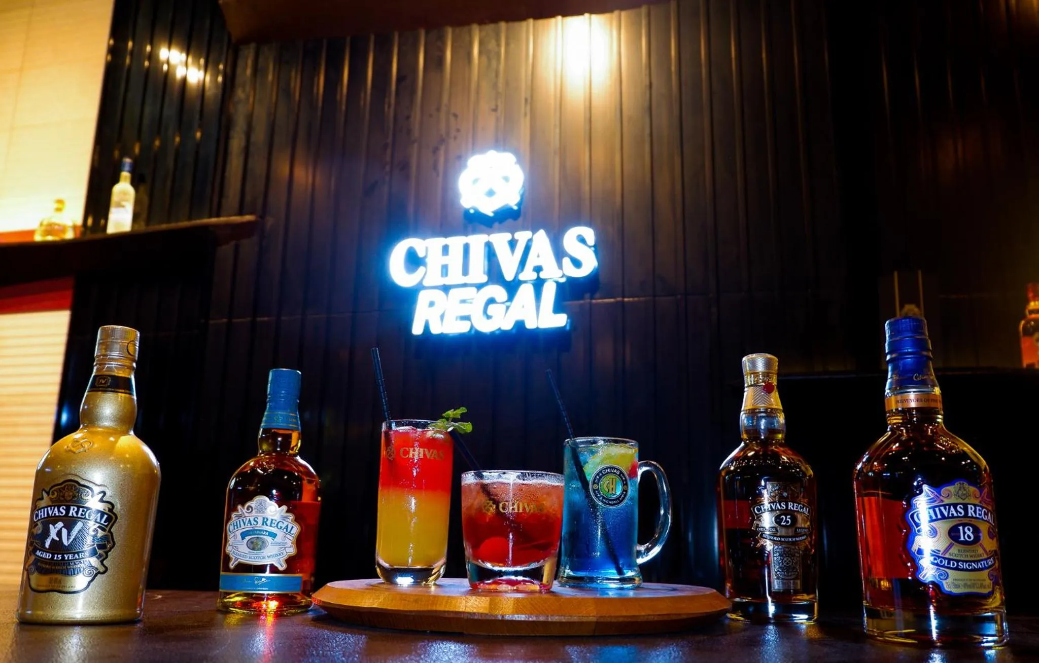 Lounge or bar in Southern Sun Abu Dhabi