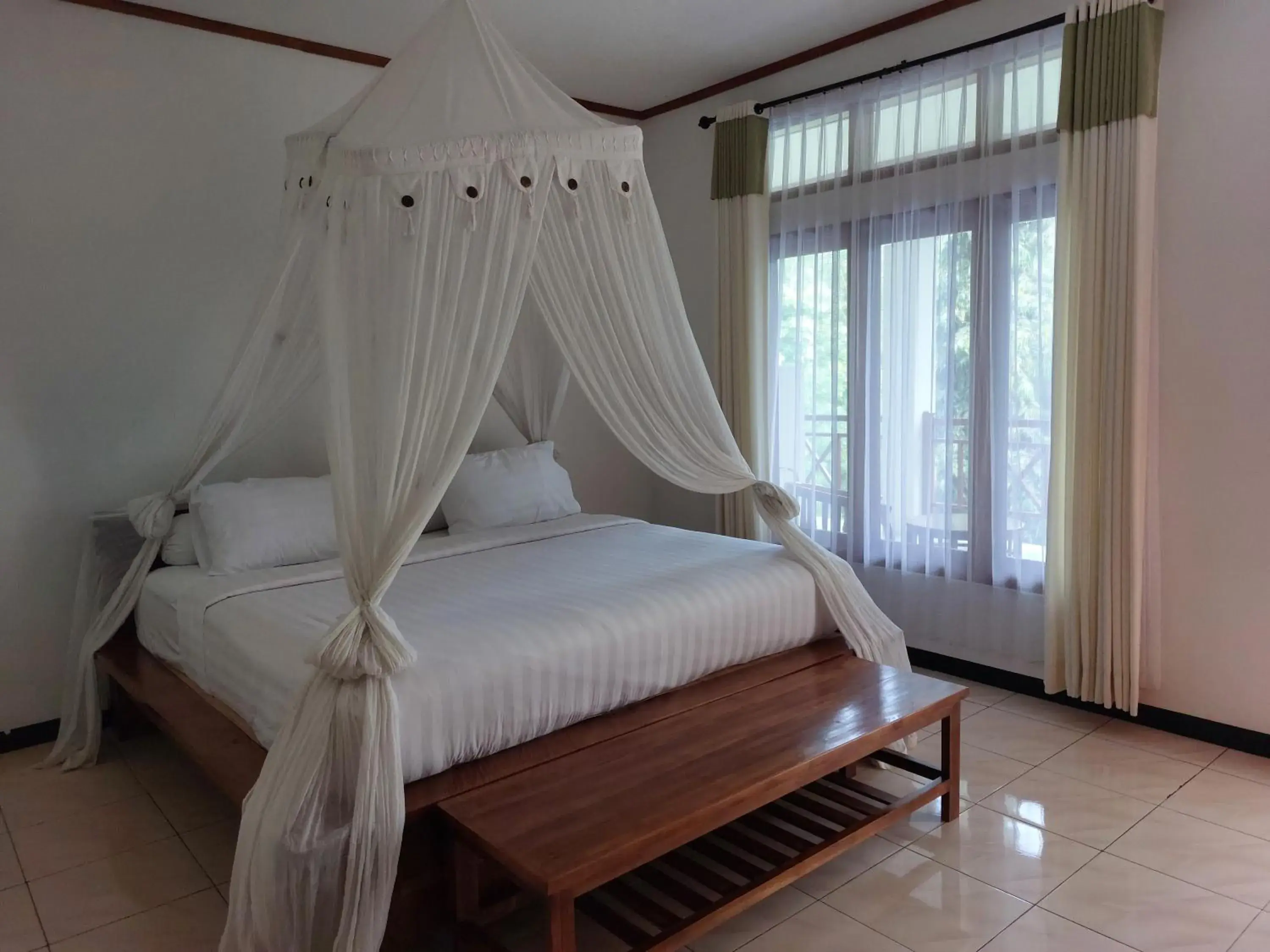 Double Room with Balcony - single occupancy in Hôtel La Belle Etoile Double Room with Balcony - single occupancy in Hôtel La Belle Etoile