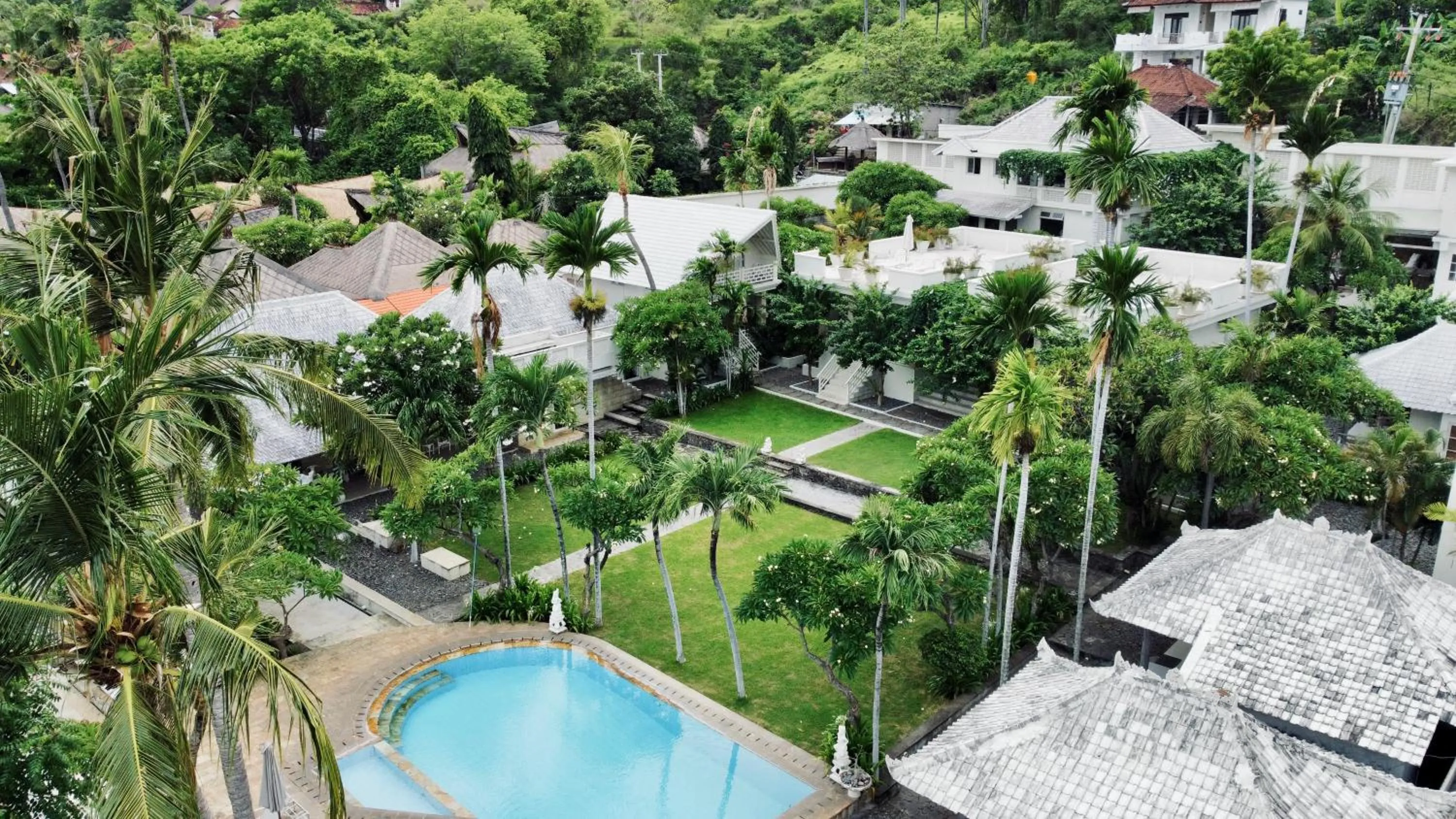Garden in Dhauteya Villa