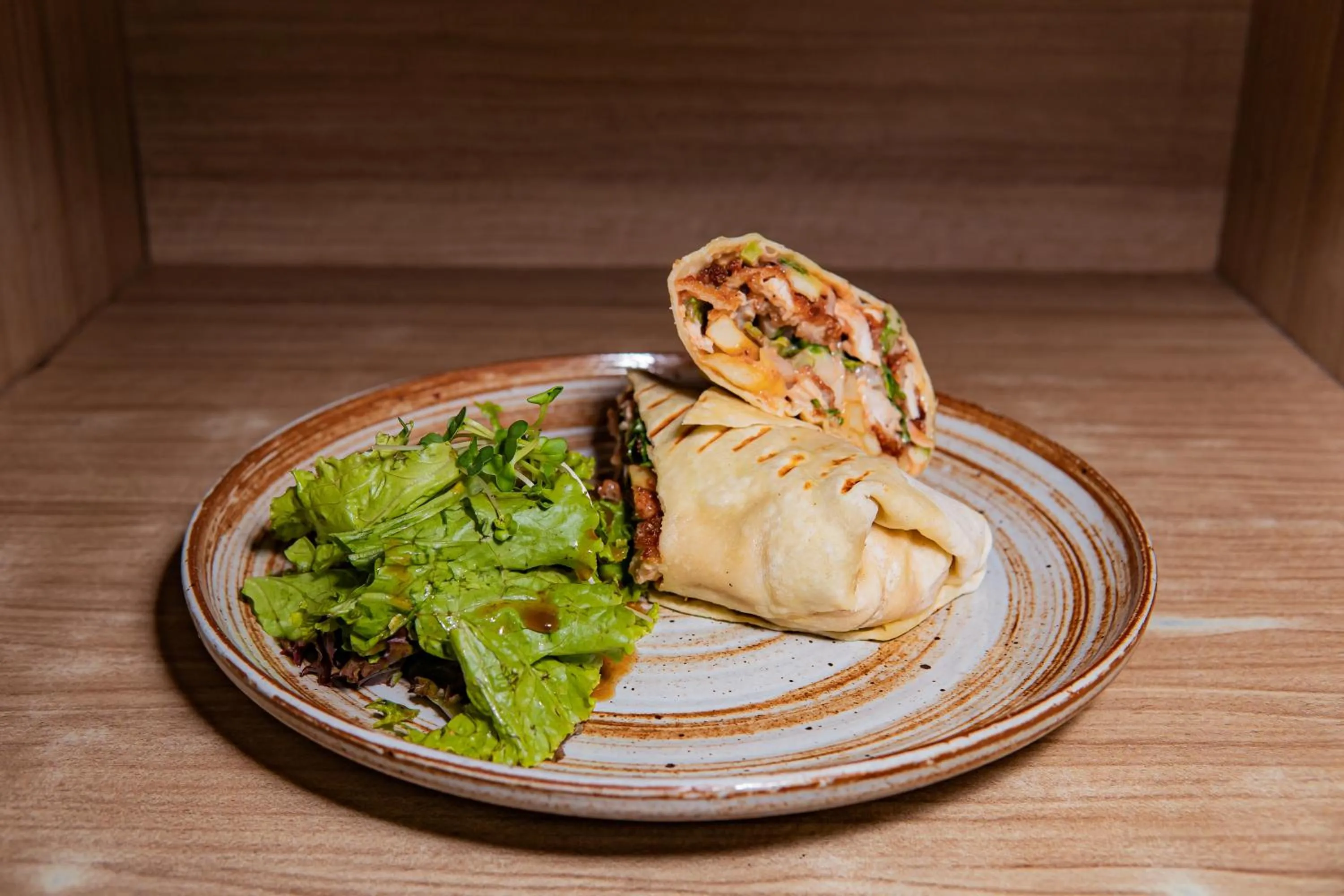 Food in Majestic Lake Front Hotel & Suites