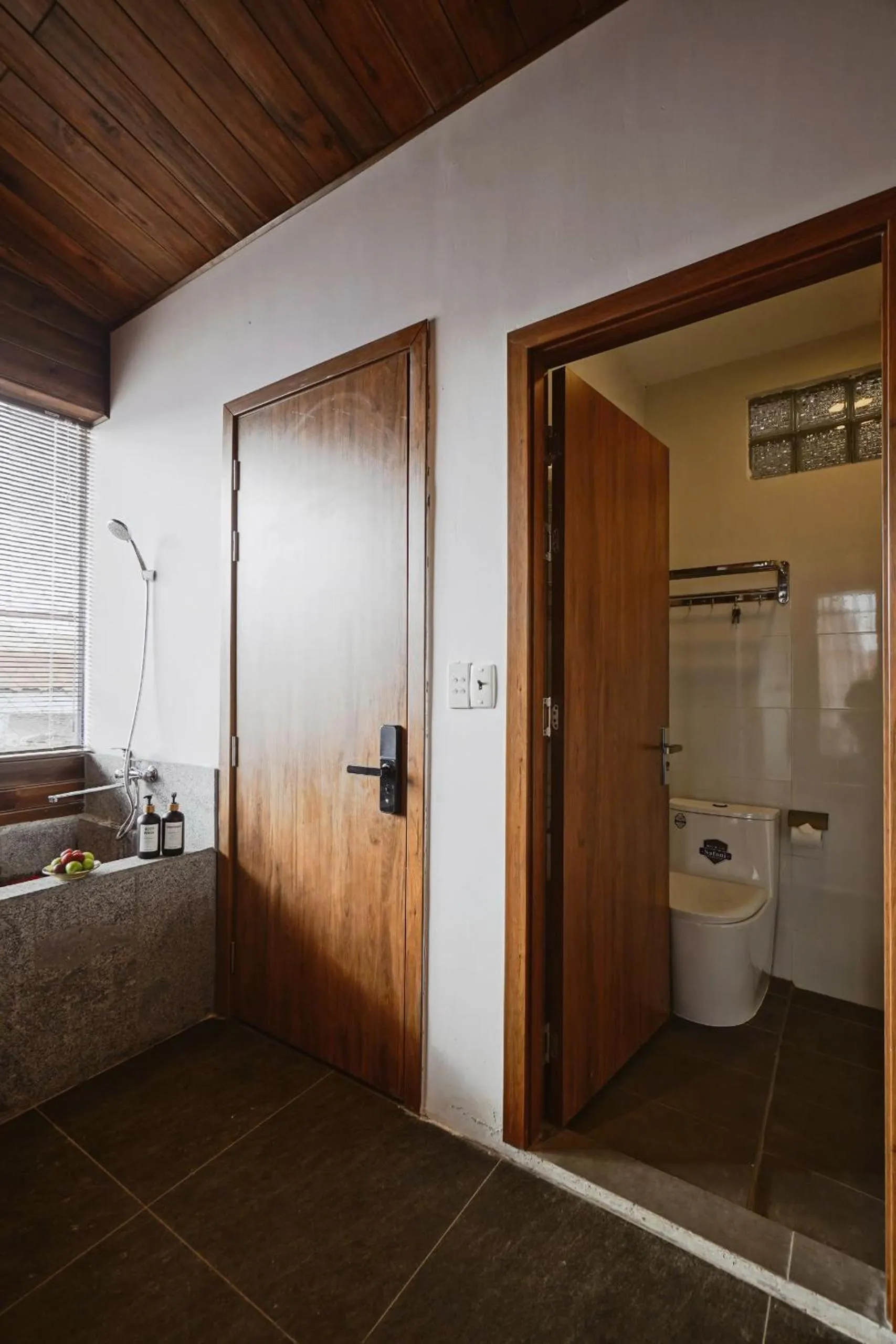 Shower in Nexus House Cay Diep - Near Independence Palace