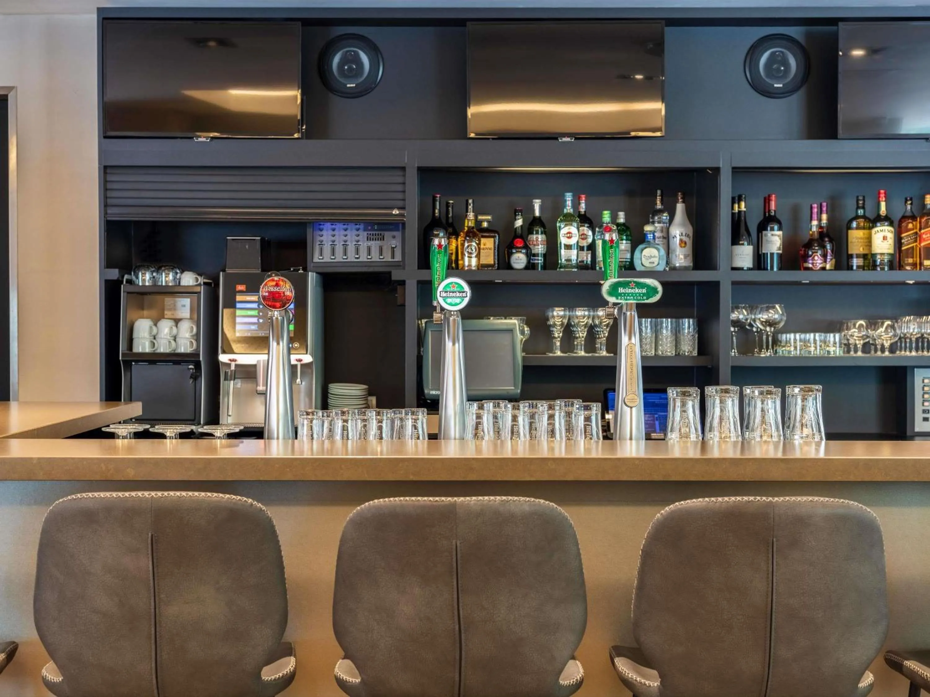 Property building in ibis Utrecht