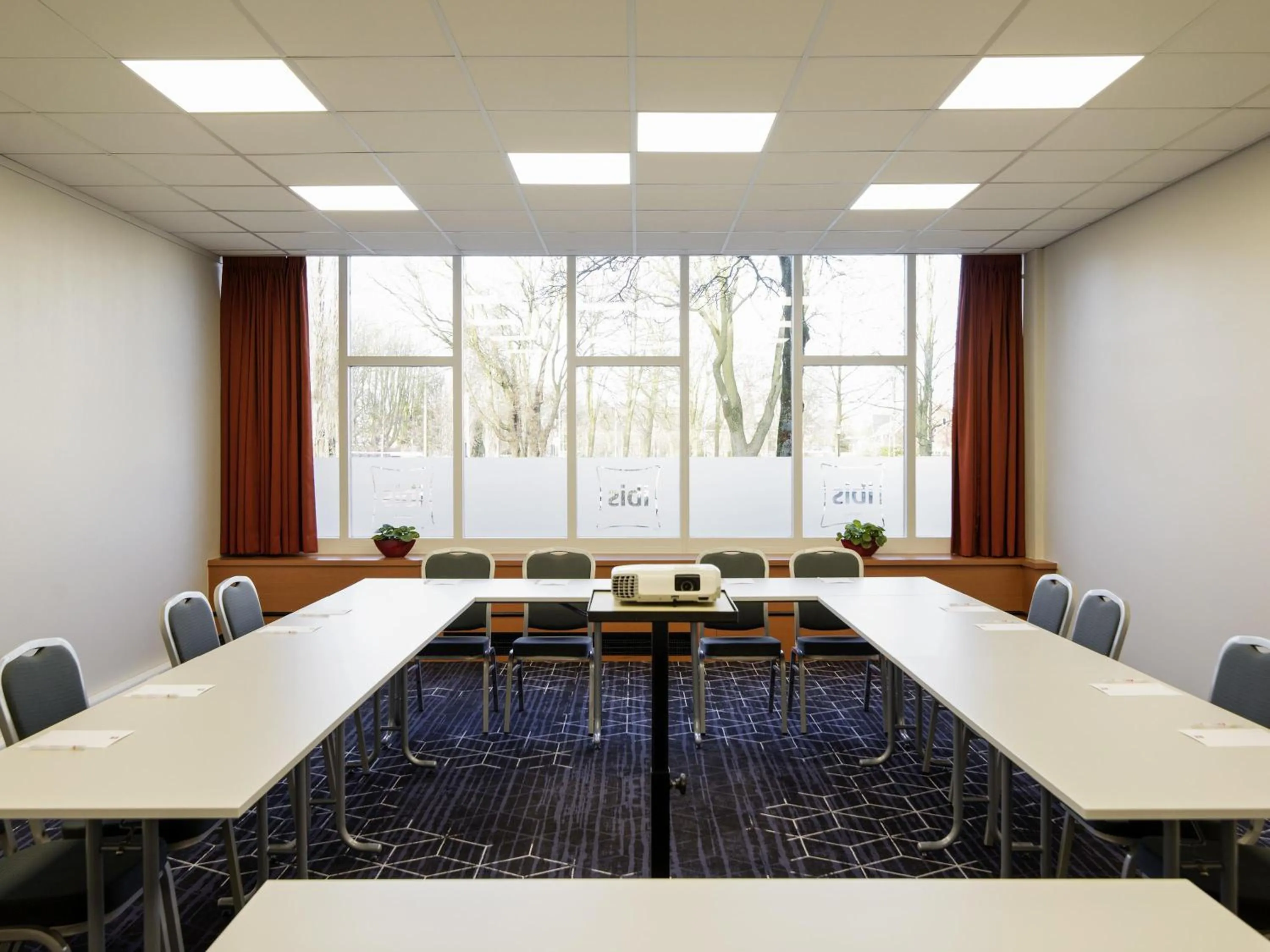 Meeting/conference room in ibis Utrecht