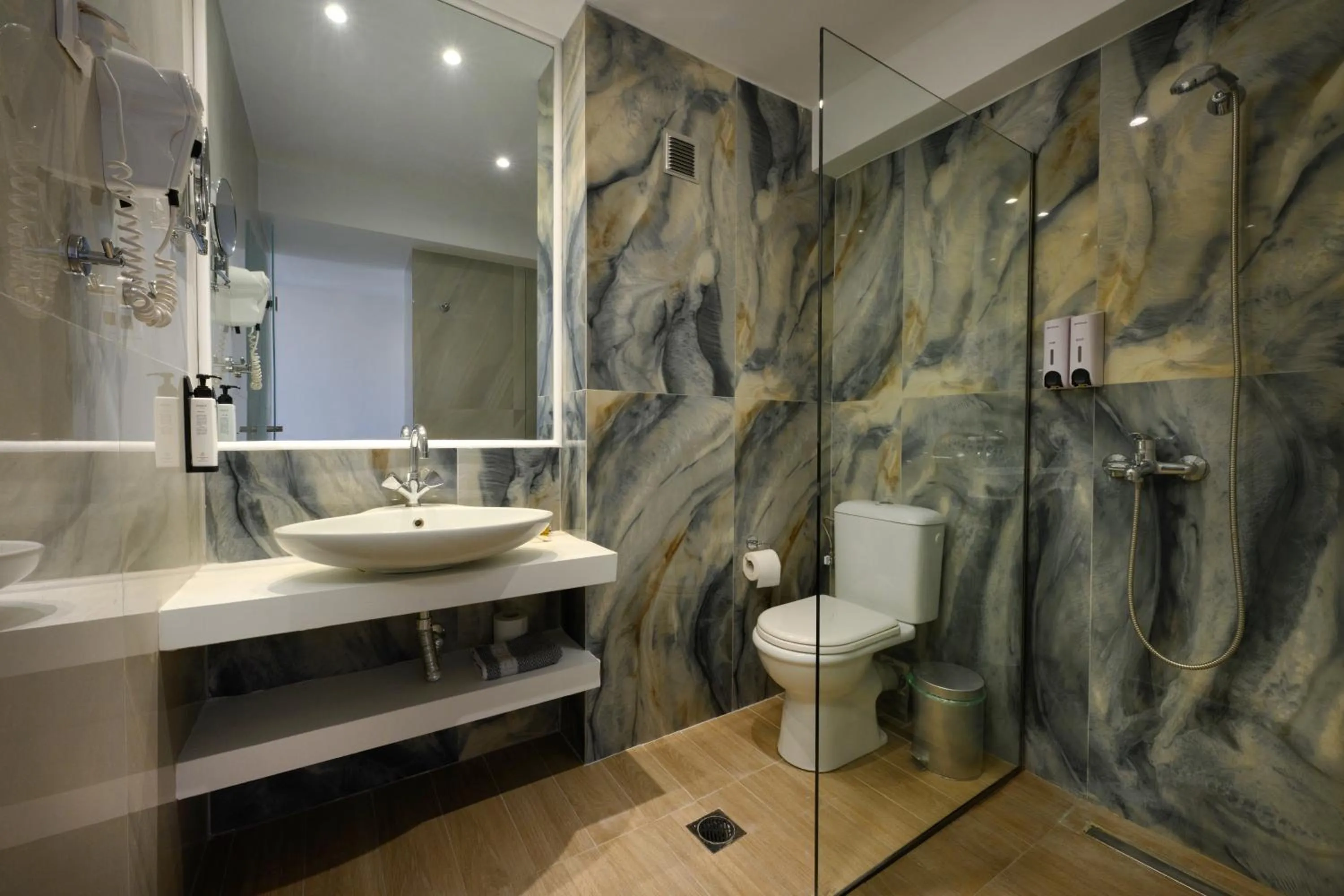 Bathroom in Ninos Grand Beach Resort