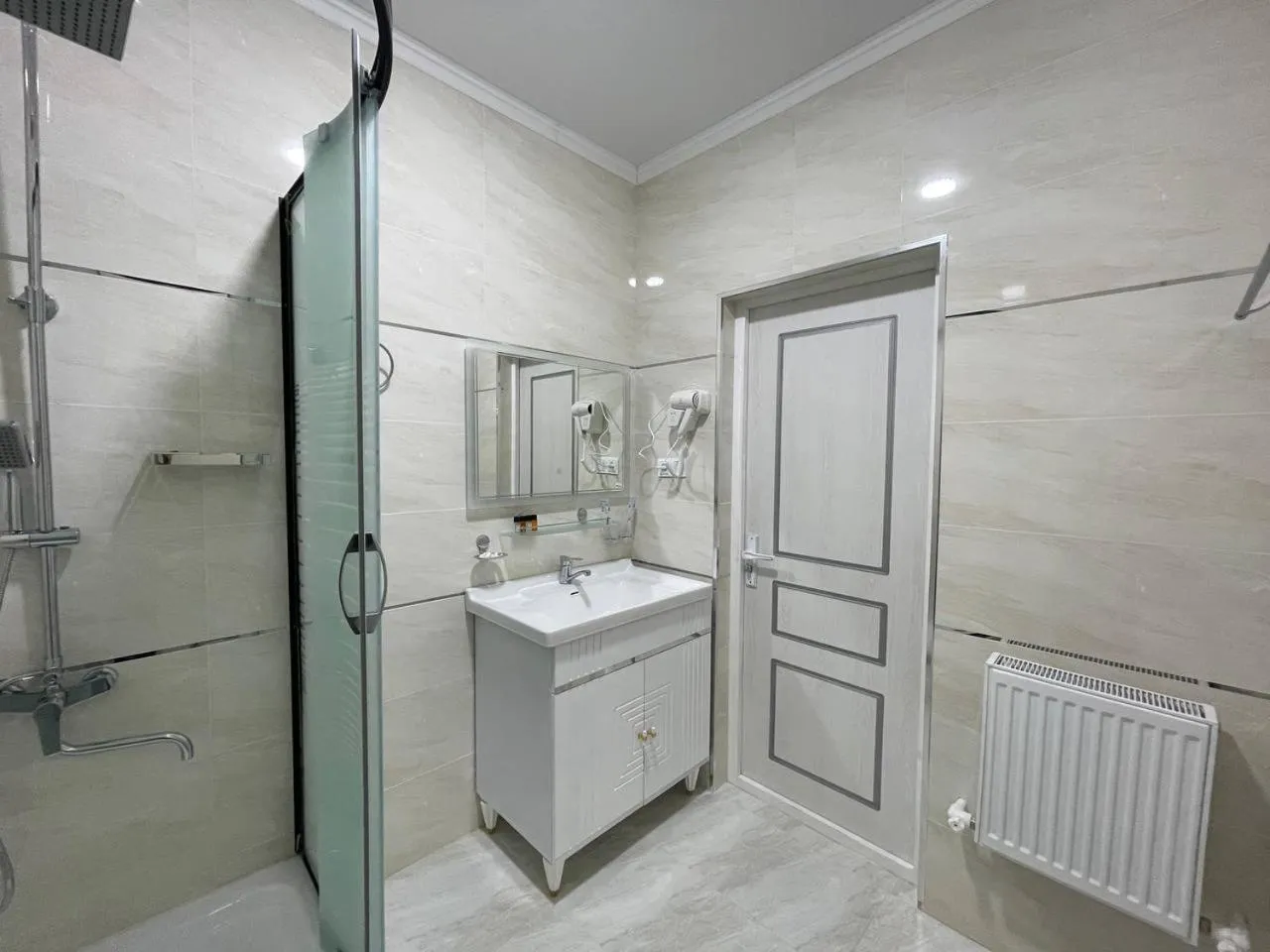Bathroom in Anor Qal'a