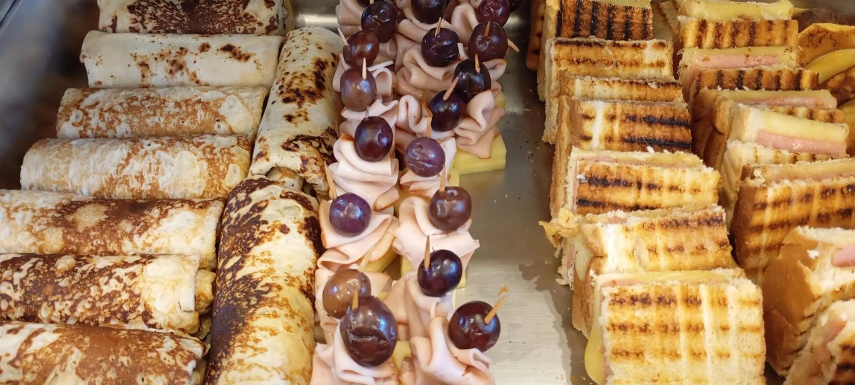 Lounge or bar in Electra Suites