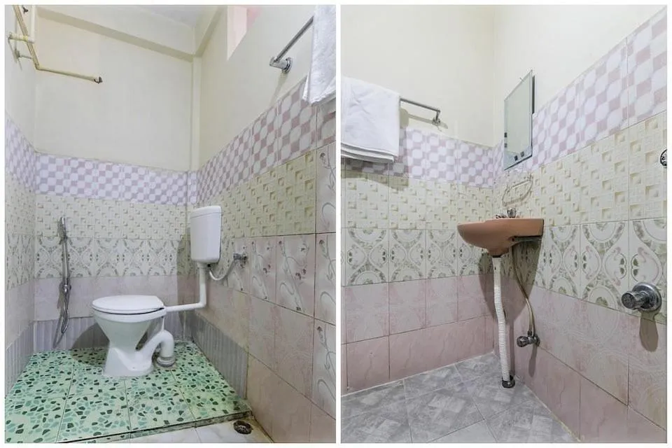 Bathroom in Hotel President