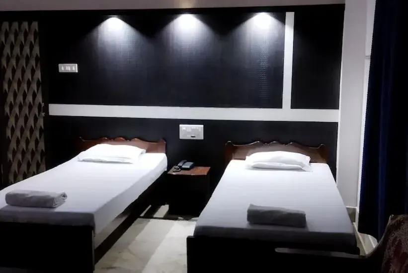 Double Room - single occupancy in Hotel President Double Room - single occupancy in Hotel President