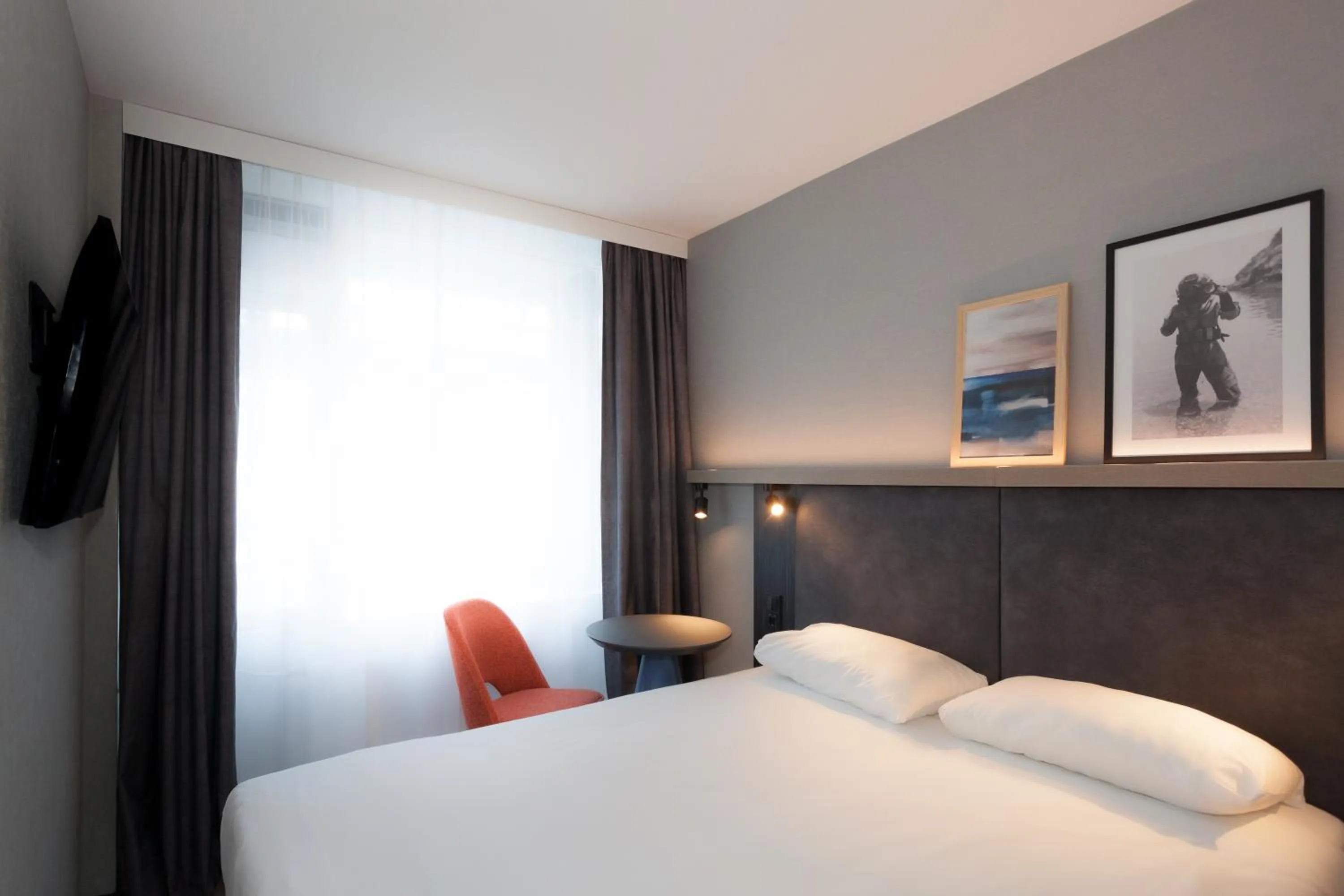 Bedroom, Bed in ibis Styles Den Haag Scheveningen