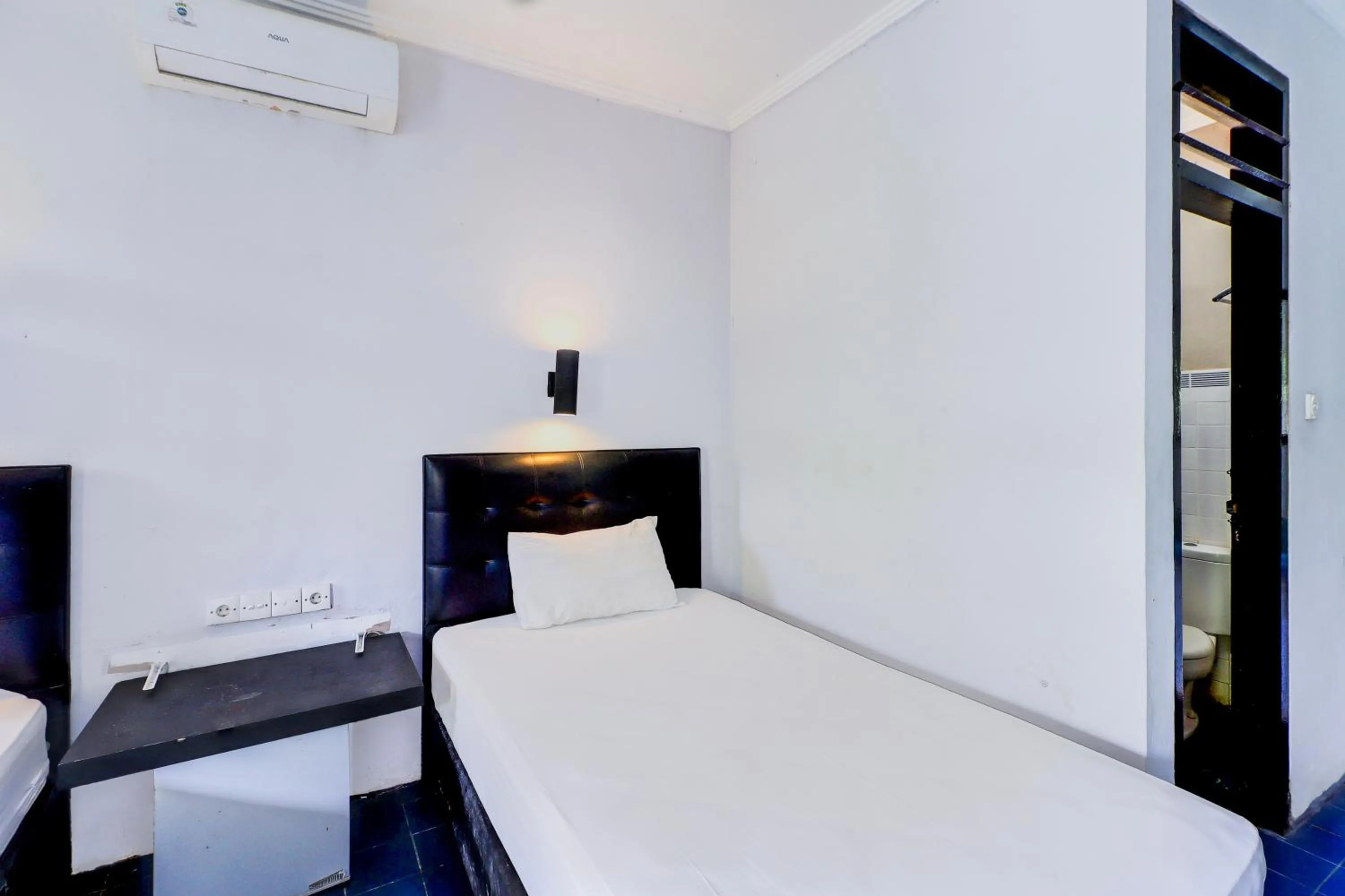 Bedroom, Bed in Collection O Legian Near Bimc Hospital Nusa Uda Formerly Anna Kuta Inn