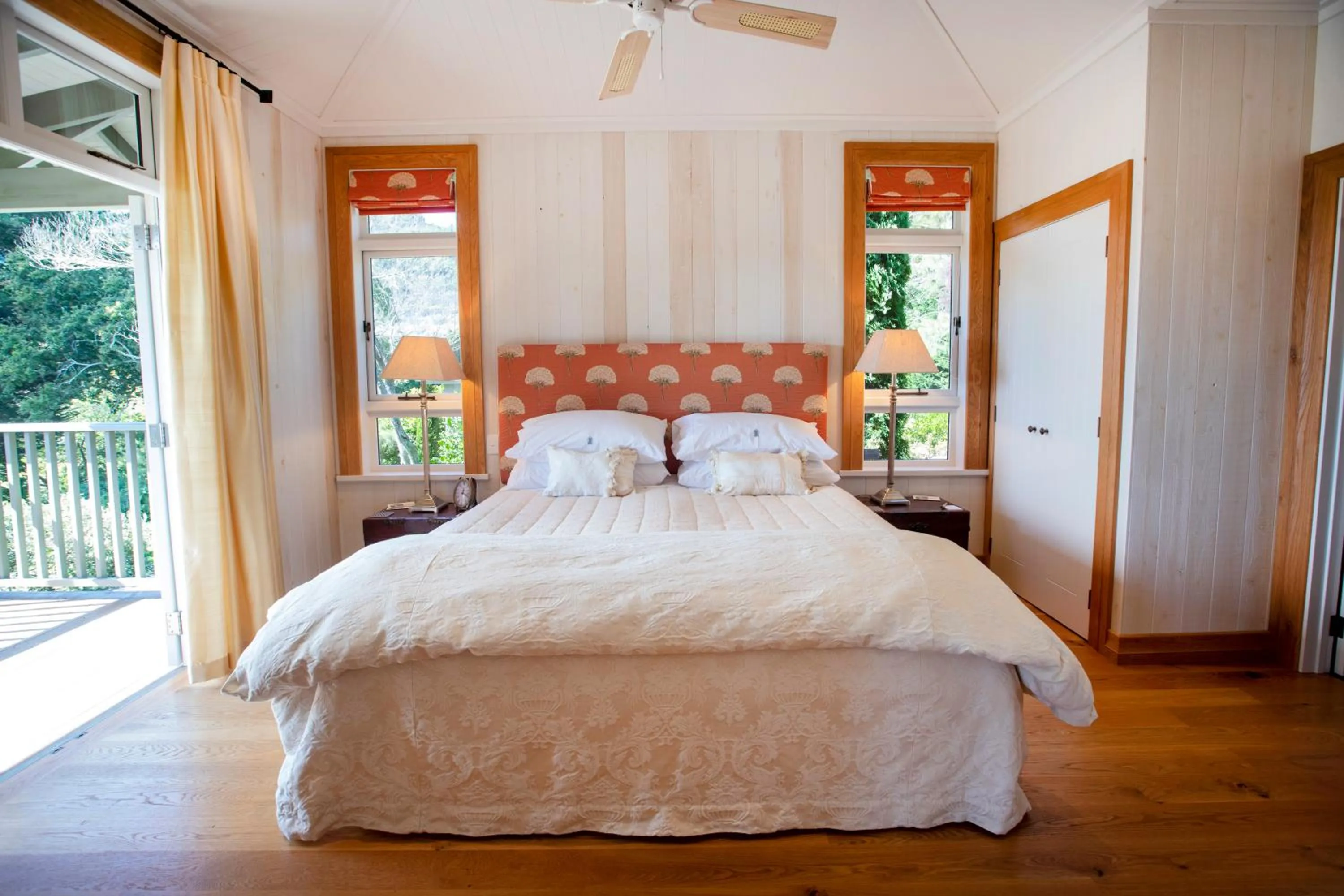 Bed in Pihopa Retreat