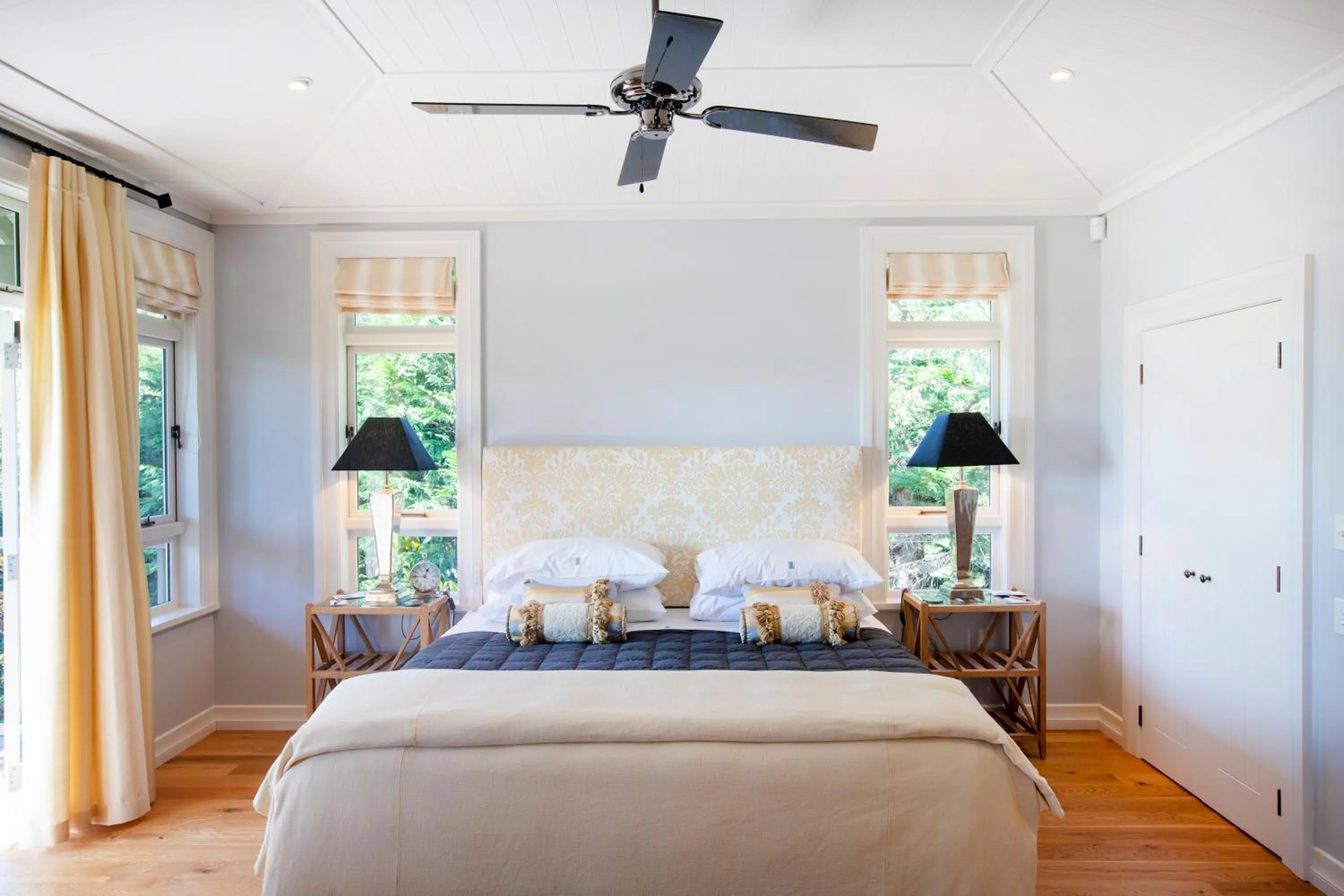 Bed in Pihopa Retreat