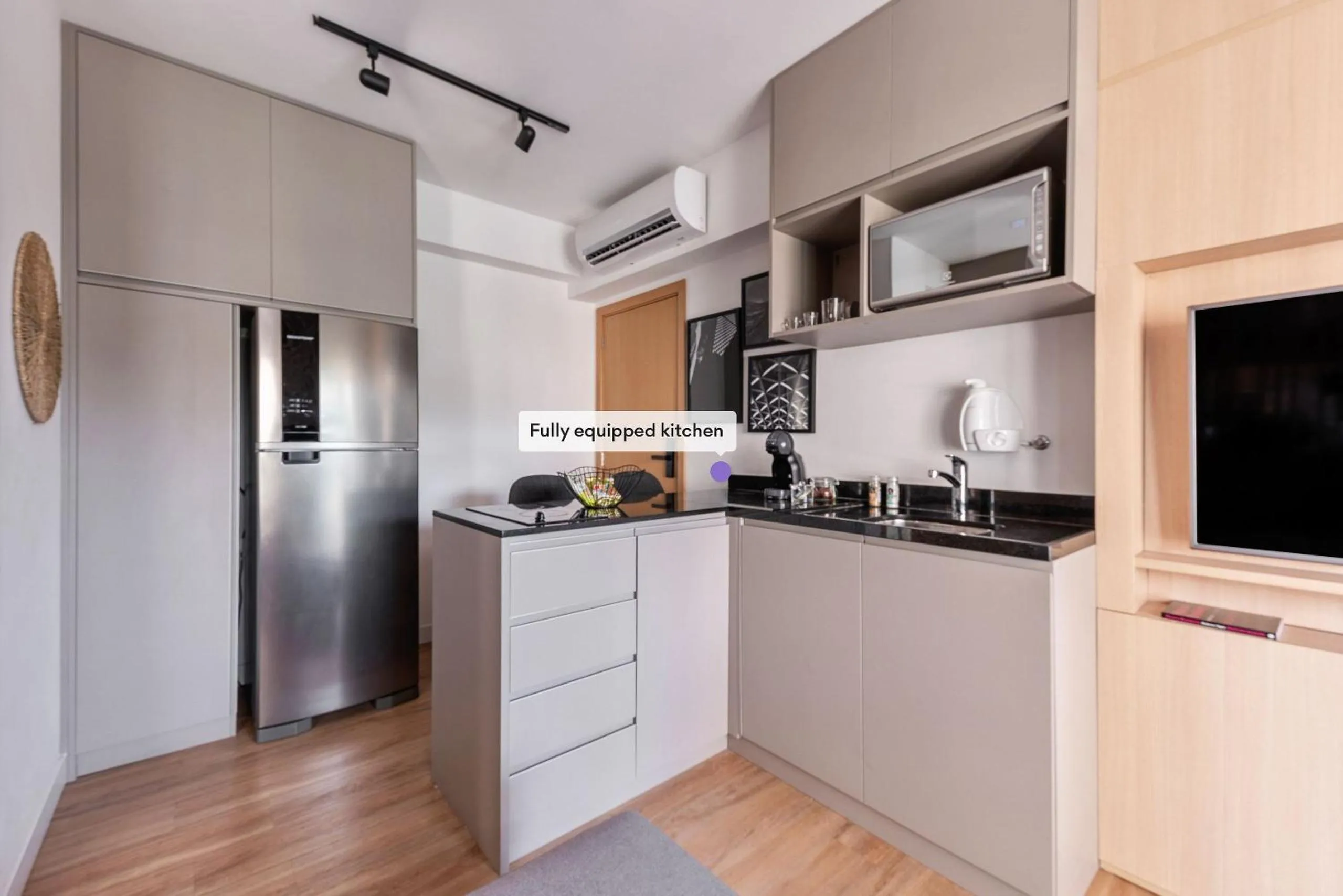 Coffee/tea facilities in Homelike by Viva - Apartamentos completos em Pinheiros a uma quadra da Faria Lima