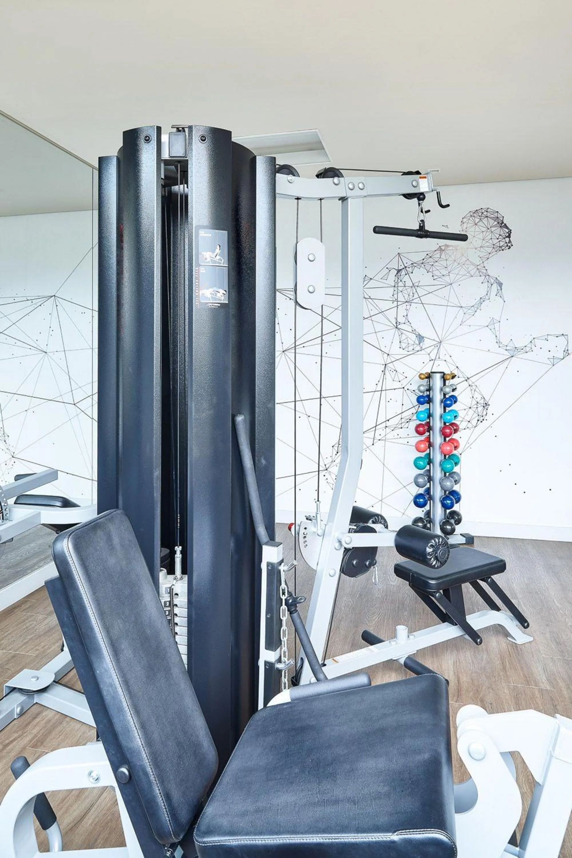 Fitness centre/facilities in Homelike by Viva - Apartamentos completos em Pinheiros a uma quadra da Faria Lima