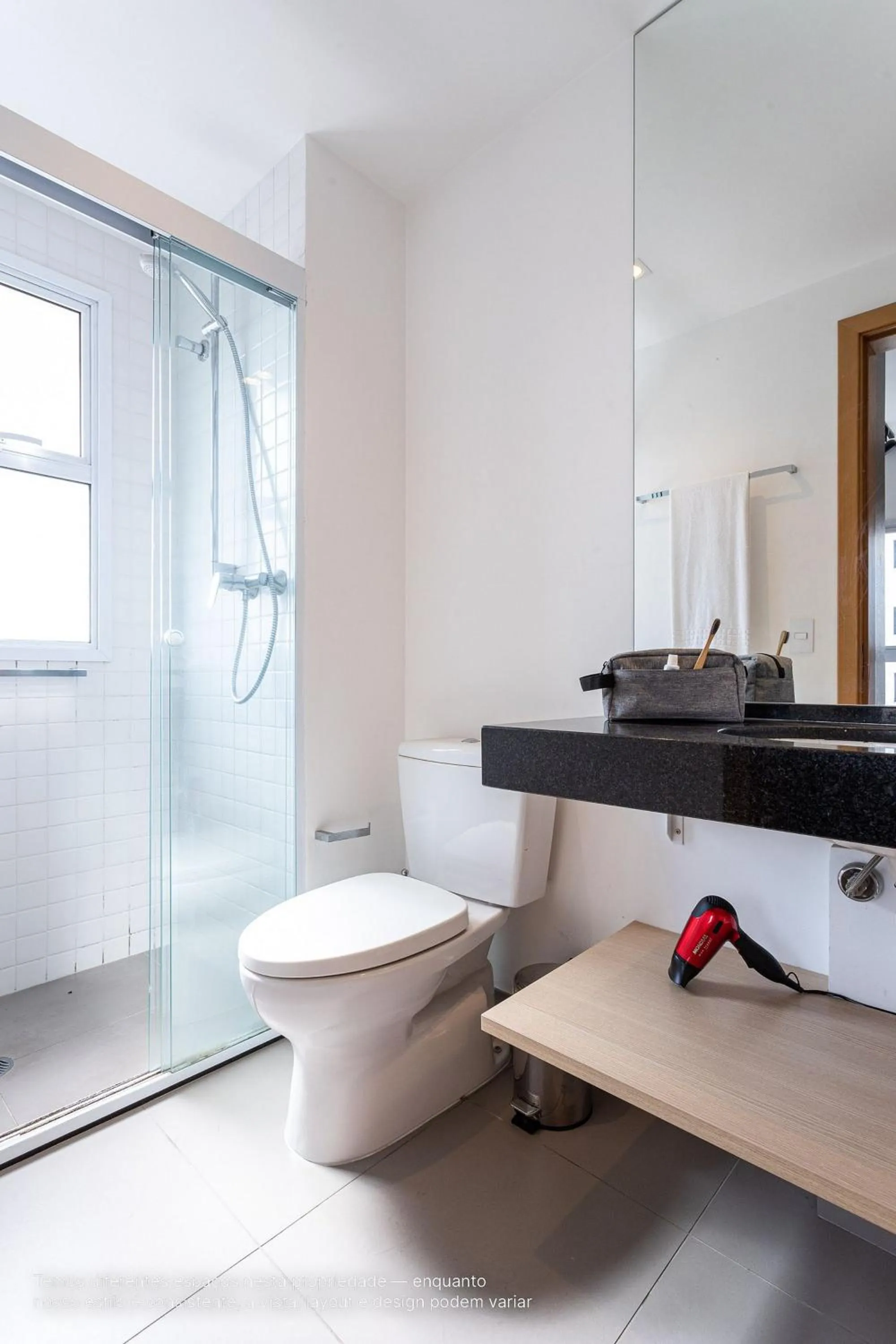 Toilet in Homelike by Viva - Apartamentos completos em Pinheiros a uma quadra da Faria Lima