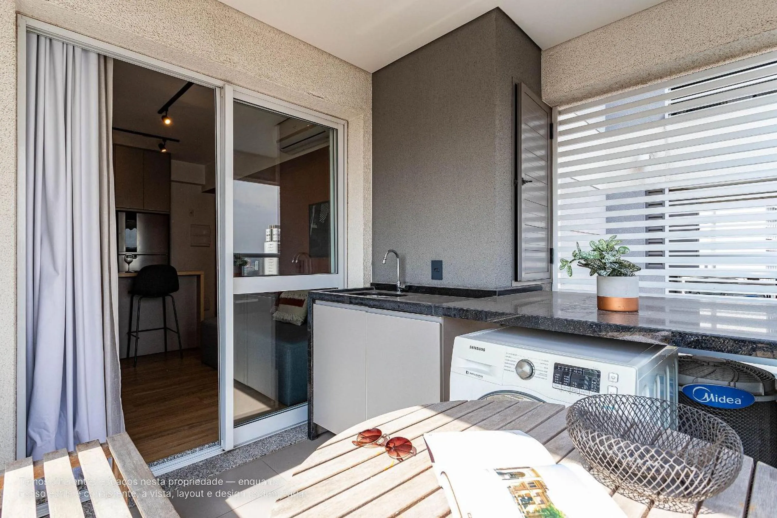 Dining area in Homelike by Viva - Apartamentos completos em Pinheiros a uma quadra da Faria Lima