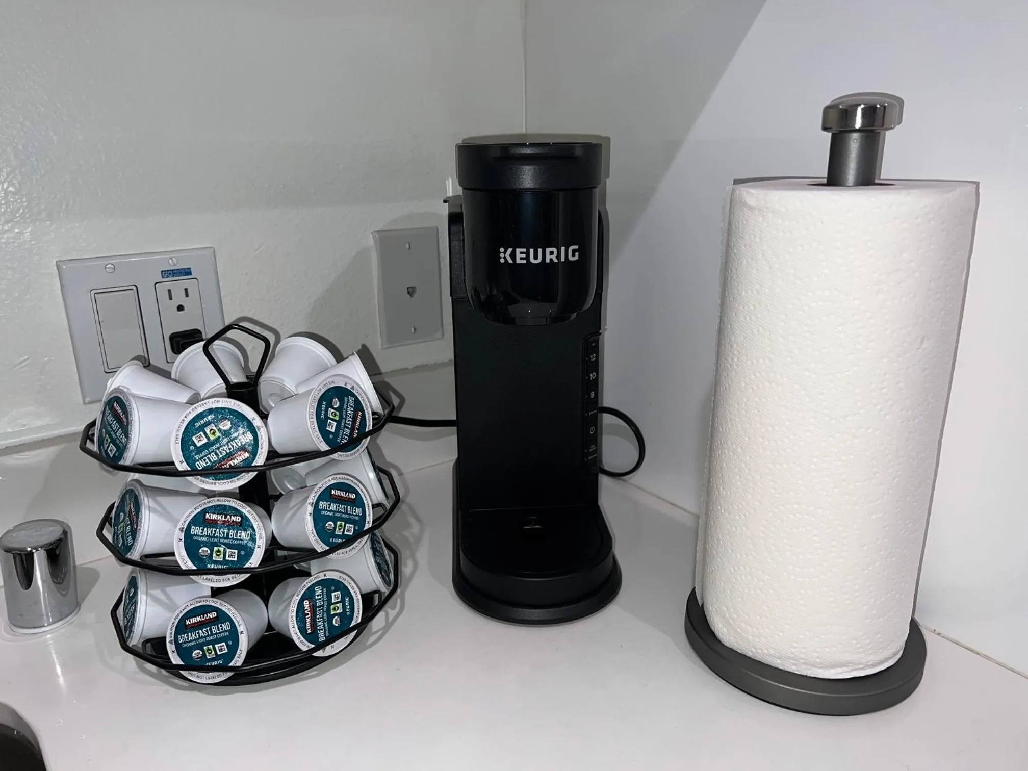 Coffee/tea facilities in Downtown Los Angeles Skyline balcony view Modern Penthouse