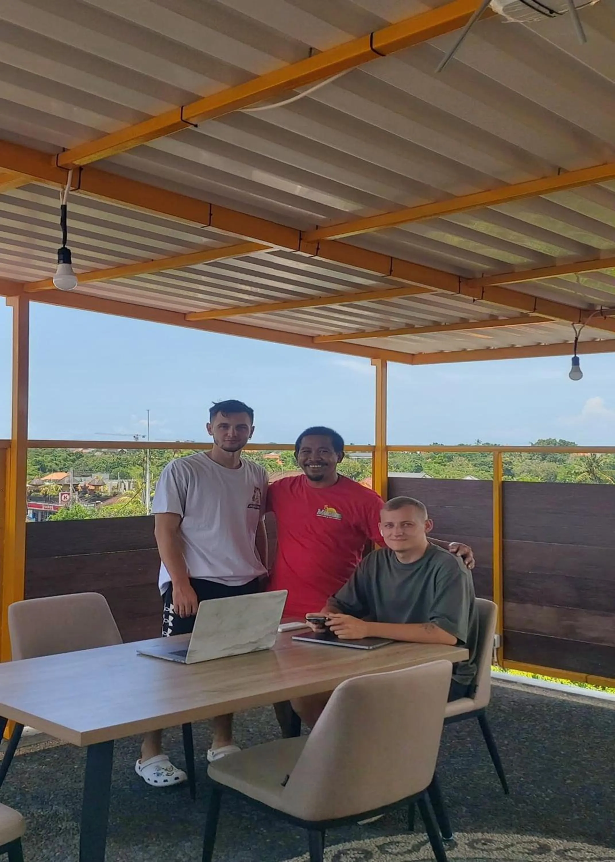 group of guests in Margarita Apartment and Coworking Canggu