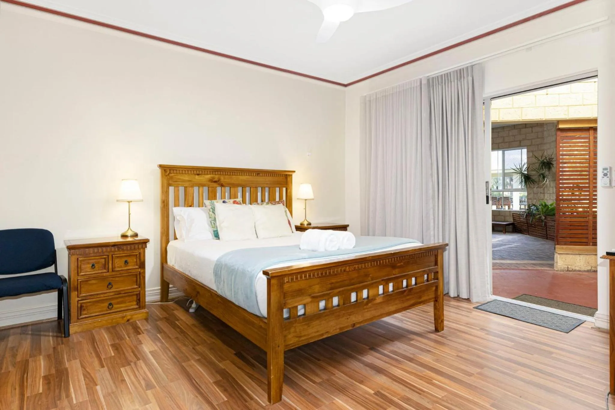 Bed in Inn The Tuarts Guest Lodge