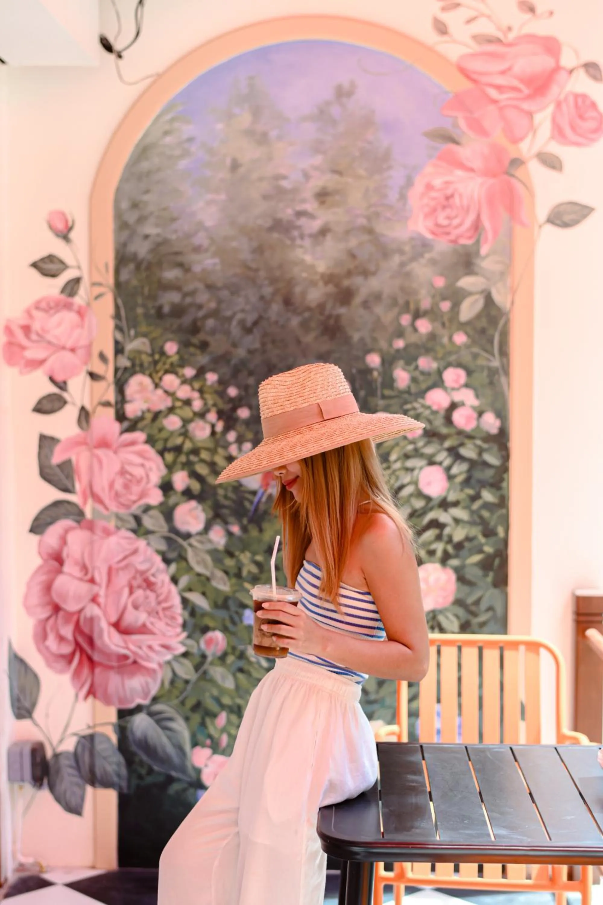 Sidewalk Boutique Hotel