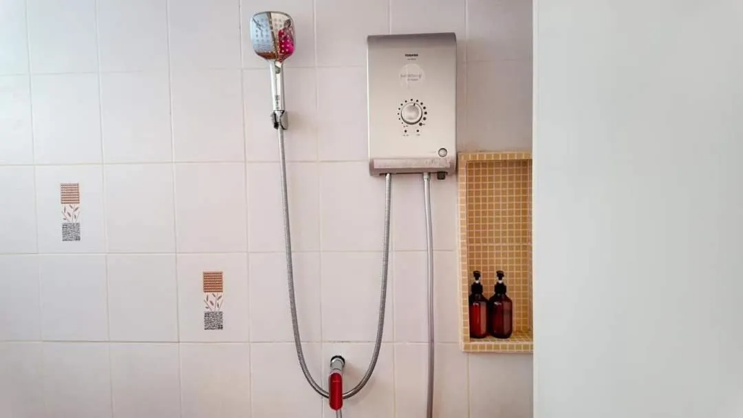 Bathroom in Sidewalk Boutique Hotel