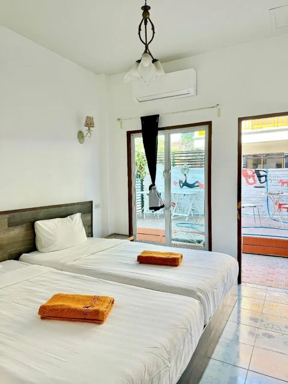 Standard Twin Room in Sidewalk Boutique Hotel Standard Twin Room in Sidewalk Boutique Hotel