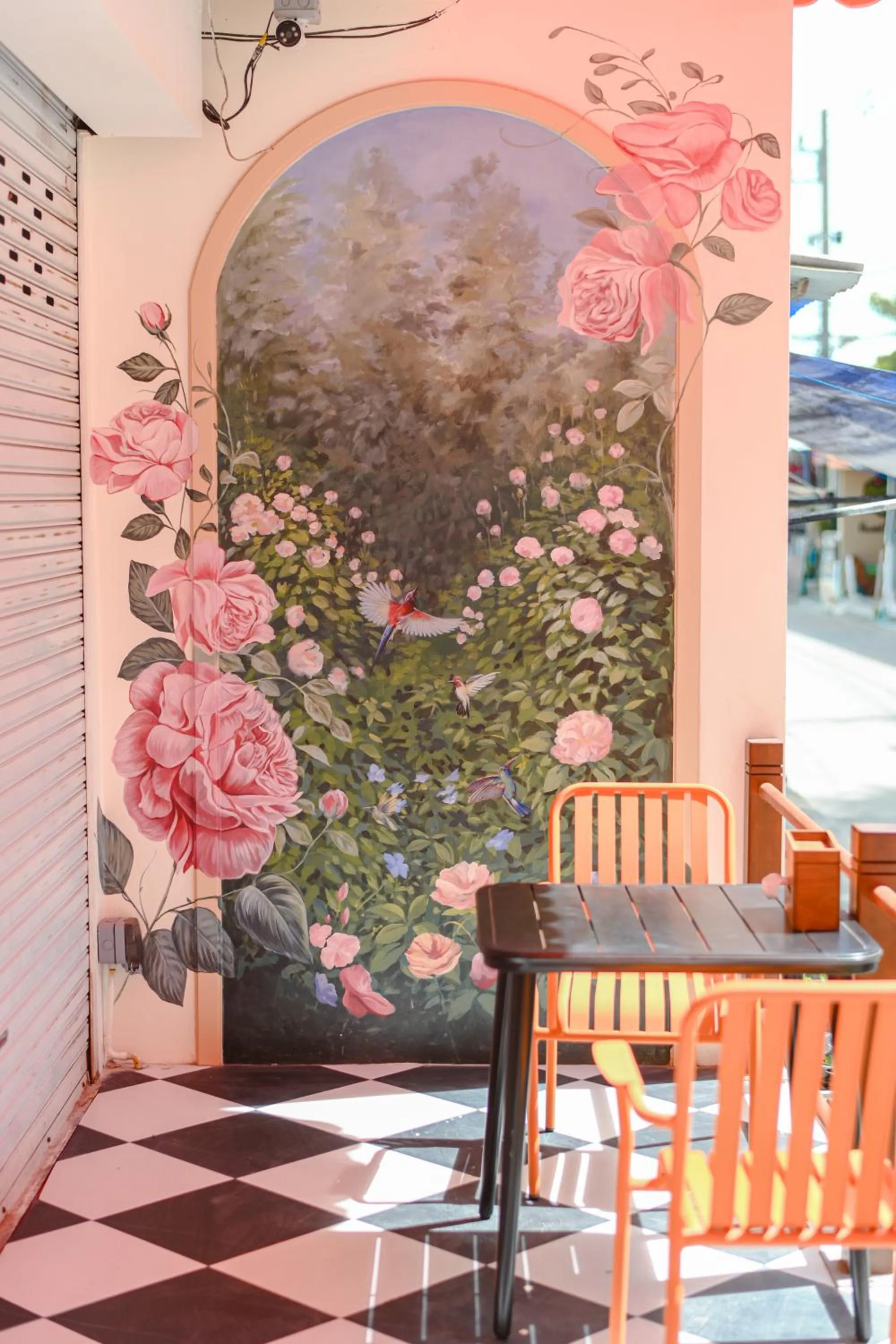 Sidewalk Boutique Hotel