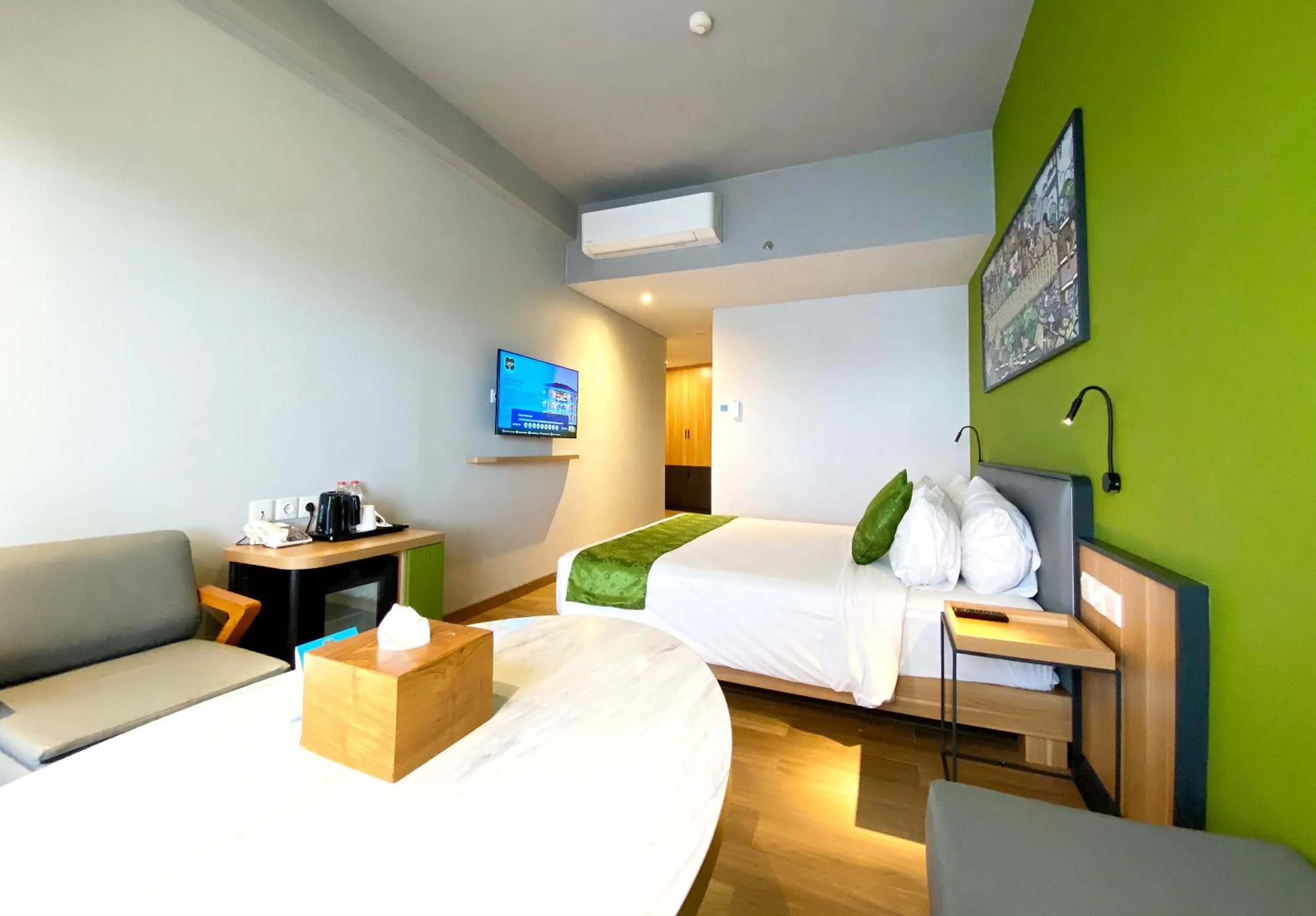 Bedroom, Bed in RV Hotel Gianyar