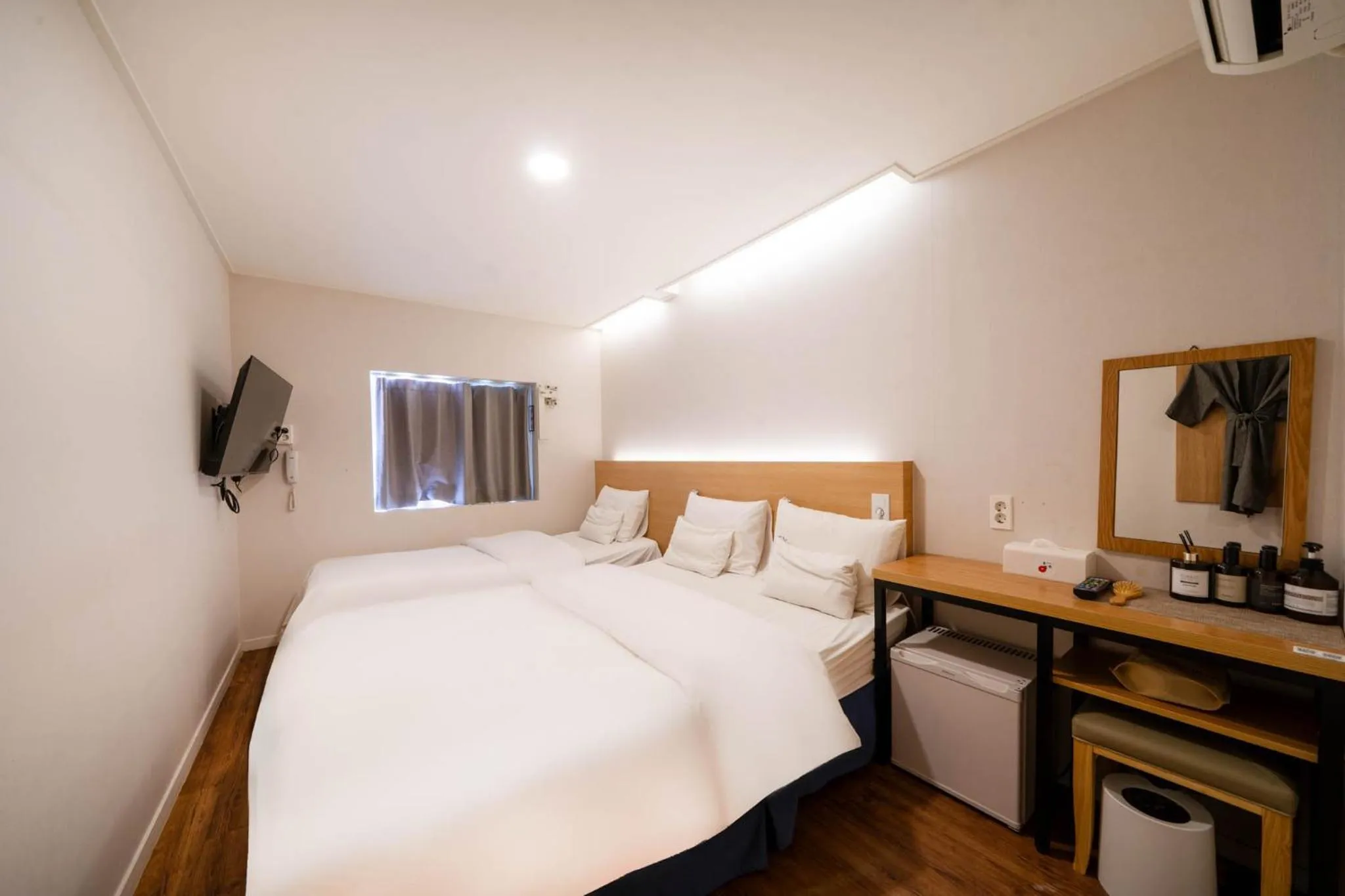 Bed in Haeundae Dongbeck Hotel