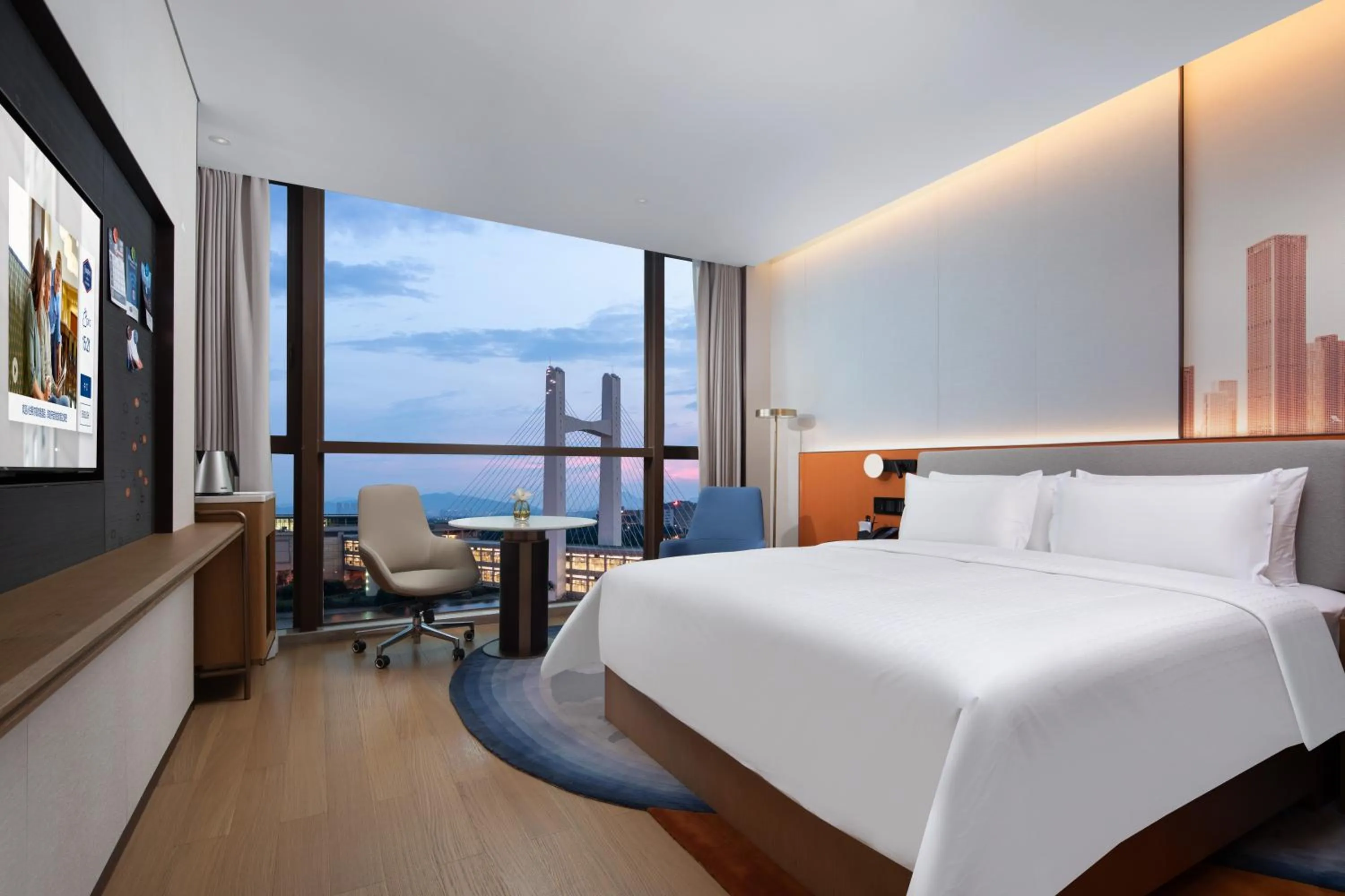 Bed in Hampton by Hilton Shenzhen Futian Port