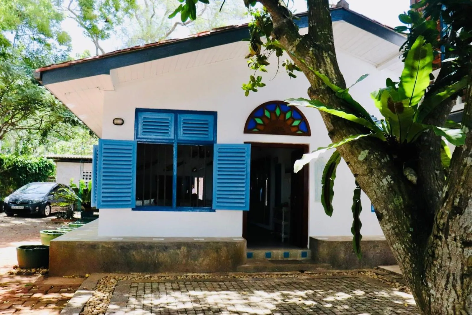 Property building in Esperanza Beach Mawella